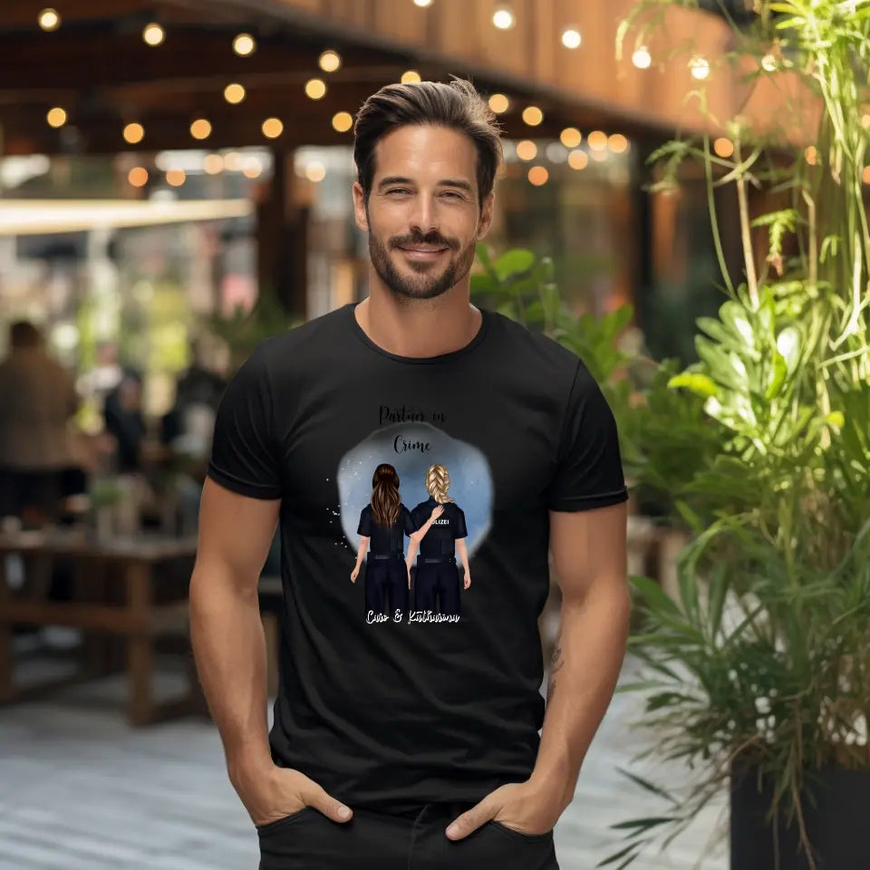 2-4 Polizistinnen T-Shirt