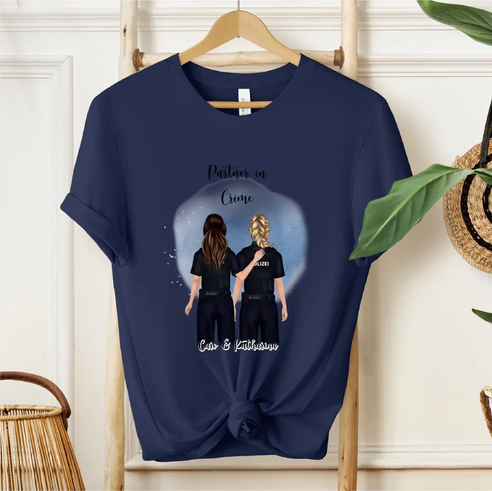 2-4 Polizistinnen T-Shirt