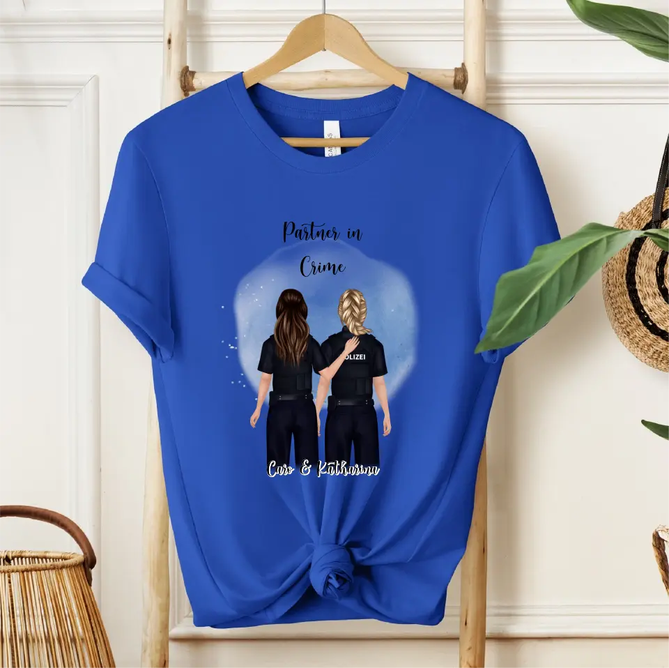2-4 Polizistinnen T-Shirt
