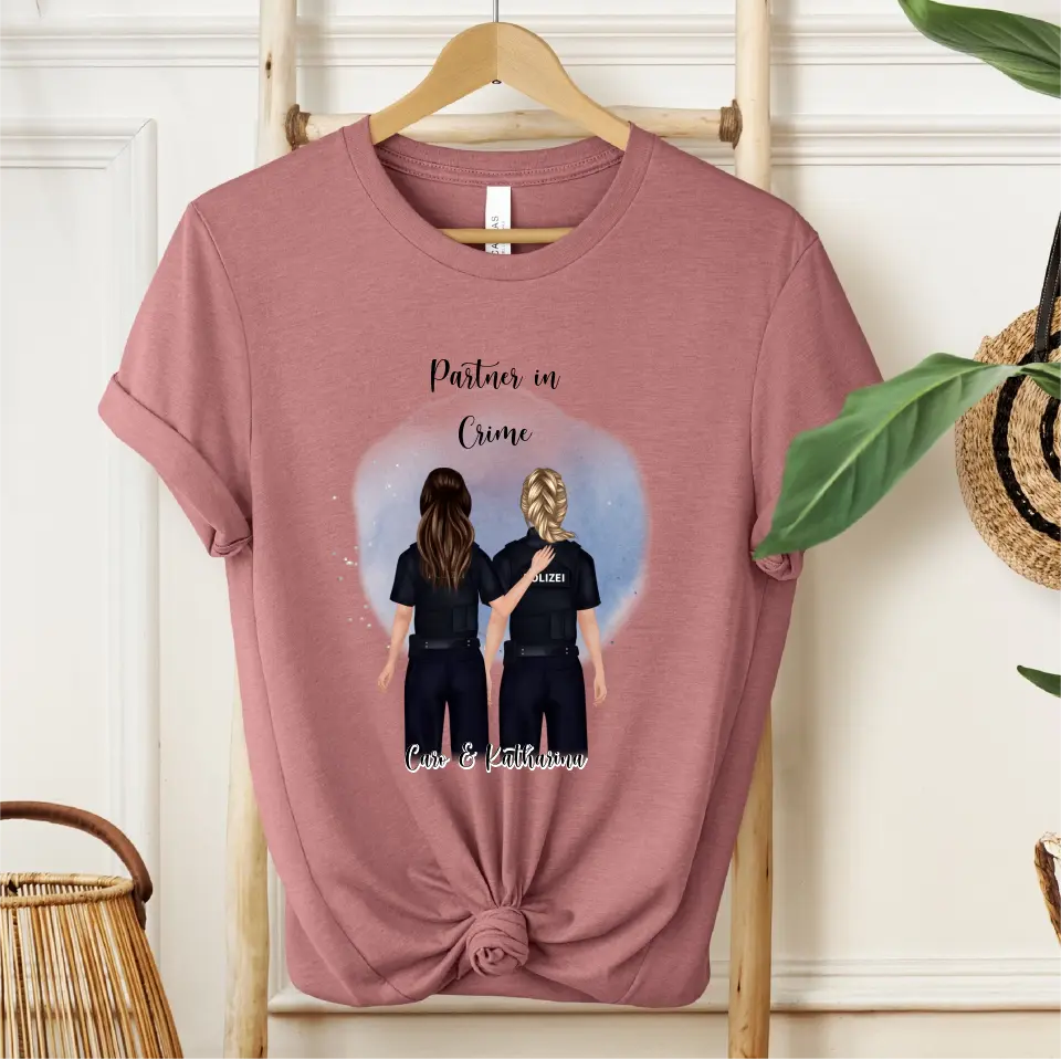 2-4 Polizistinnen T-Shirt