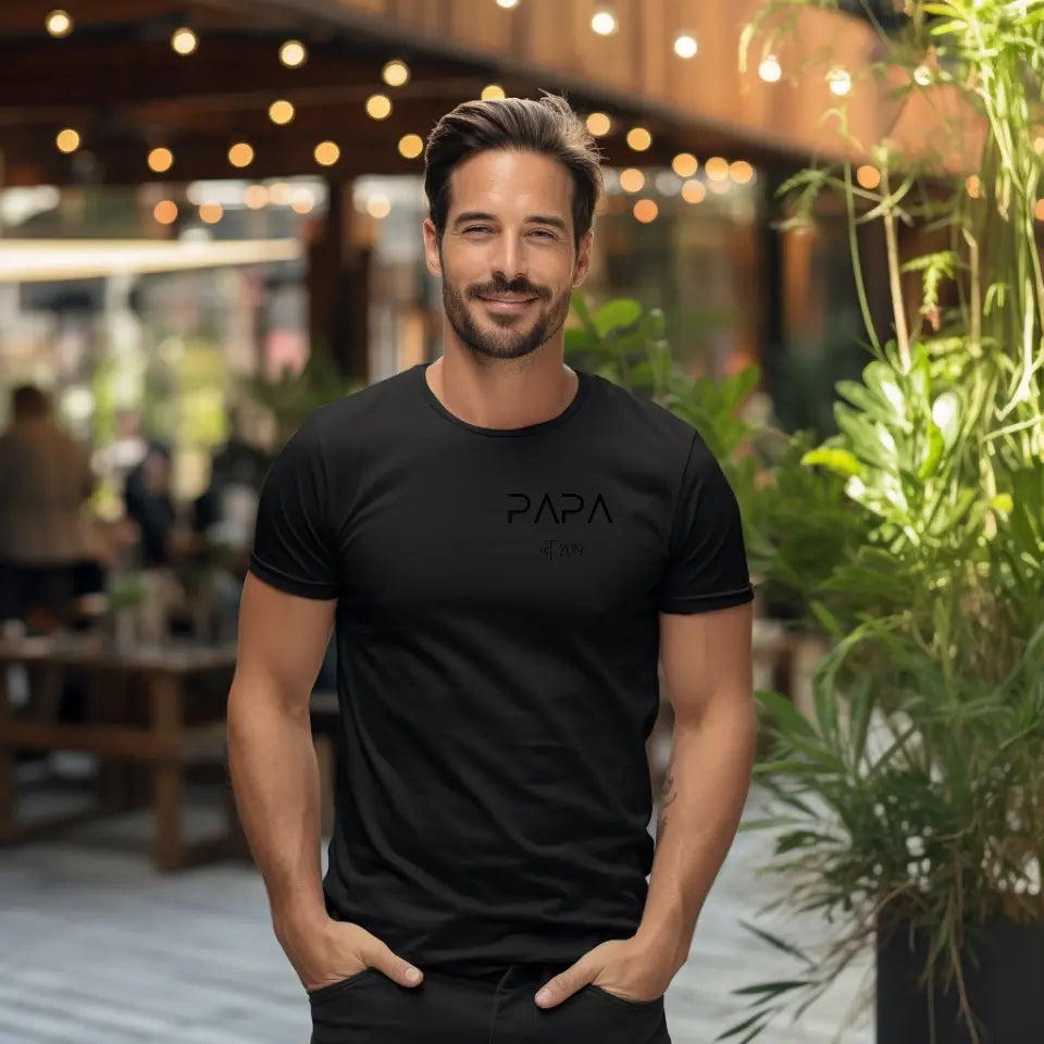 Personalisiertes T-Shirt Papa seit...
