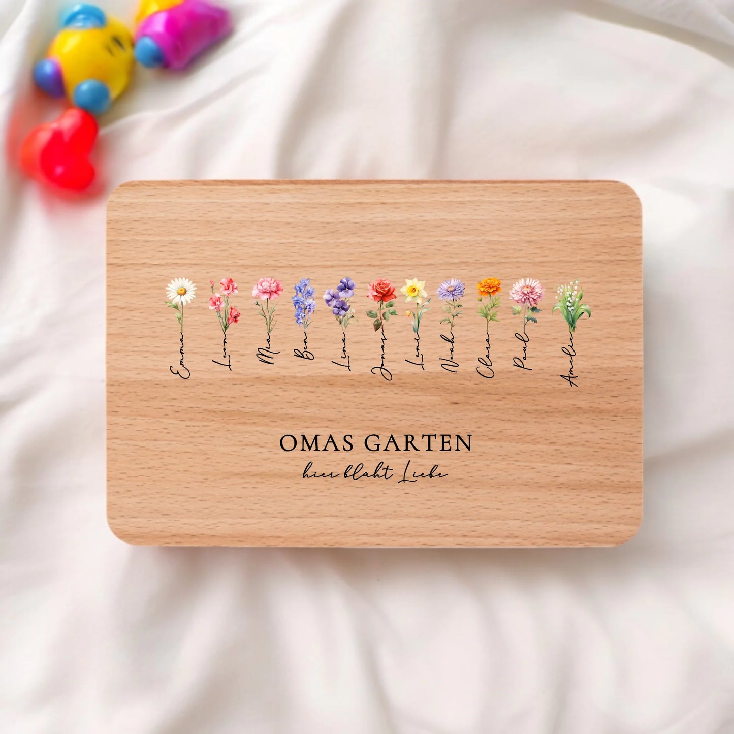 Omas Garten 1-11 Namen mit Geburtsblume Frühstücksbrett