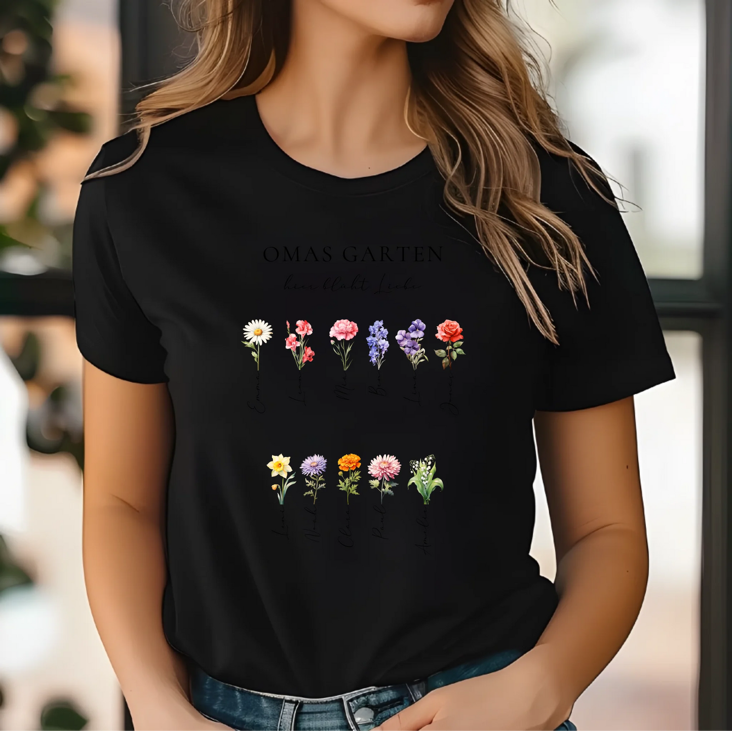 Omas Garten 1-11 Namen mit Geburtsblume T-Shirt