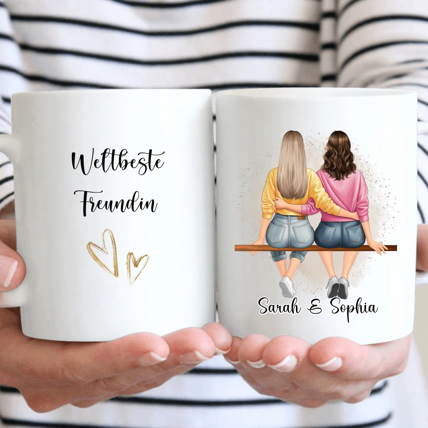 Freundinnen sitzend Tasse