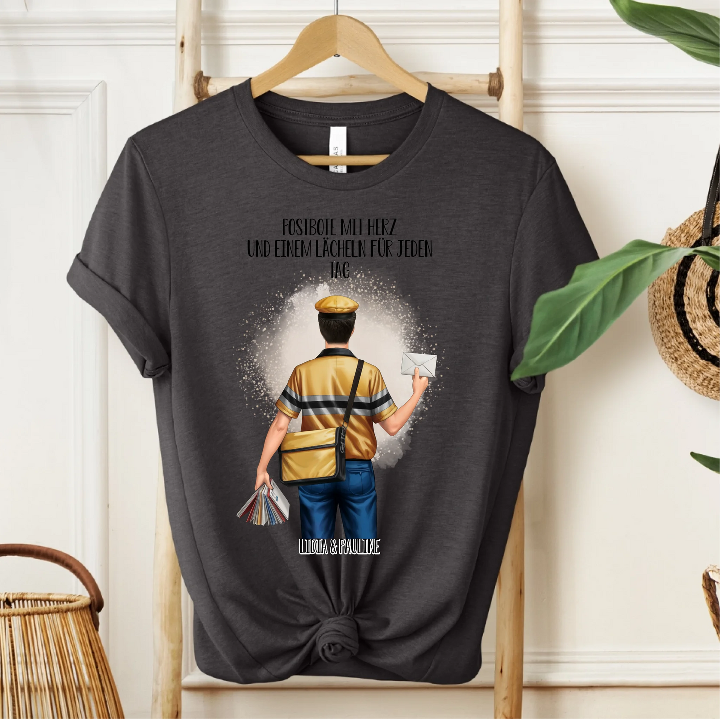 Postbote/Paketbote (Frau/Mann) T-Shirt