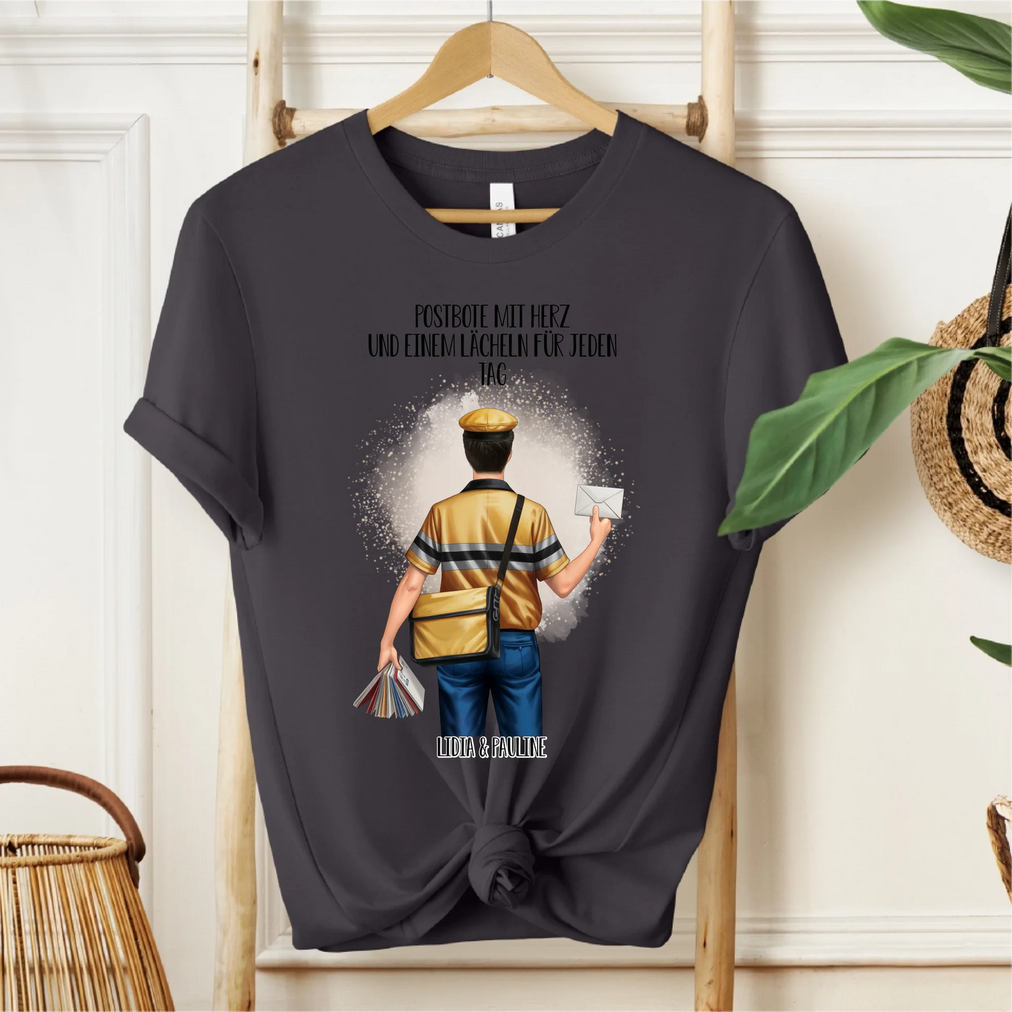 Postbote/Paketbote (Frau/Mann) T-Shirt