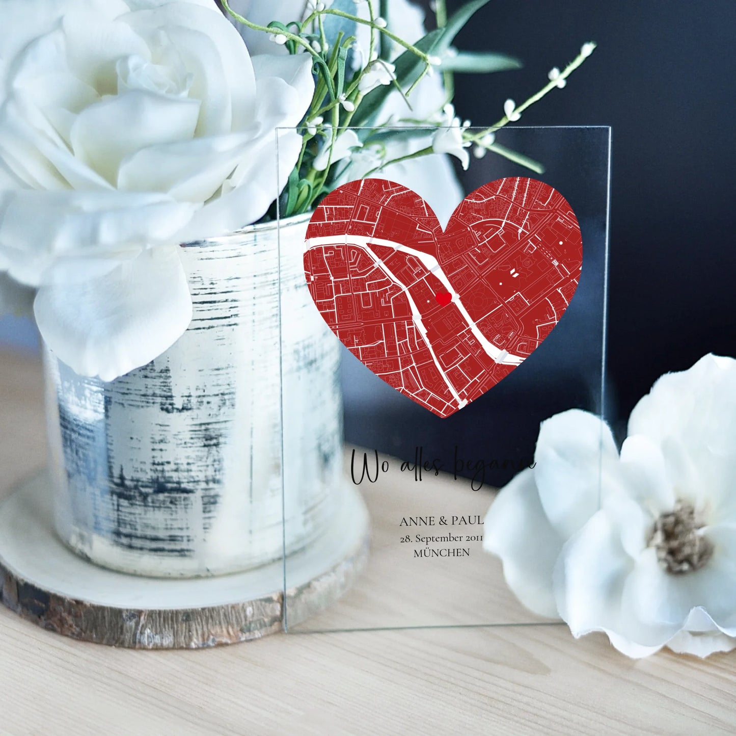 Stadtkarte - Herz - Acrylschild mit Holzstandfuß