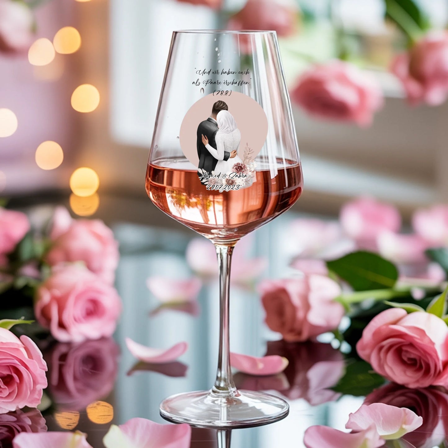 Weinglas-personalisiertes-Geschenk_0001_0005_4_a-soft-feminine-background-with-scattere_xm_0QyjqT3iTLYWU3hXWAA_GueaOQ5LQ