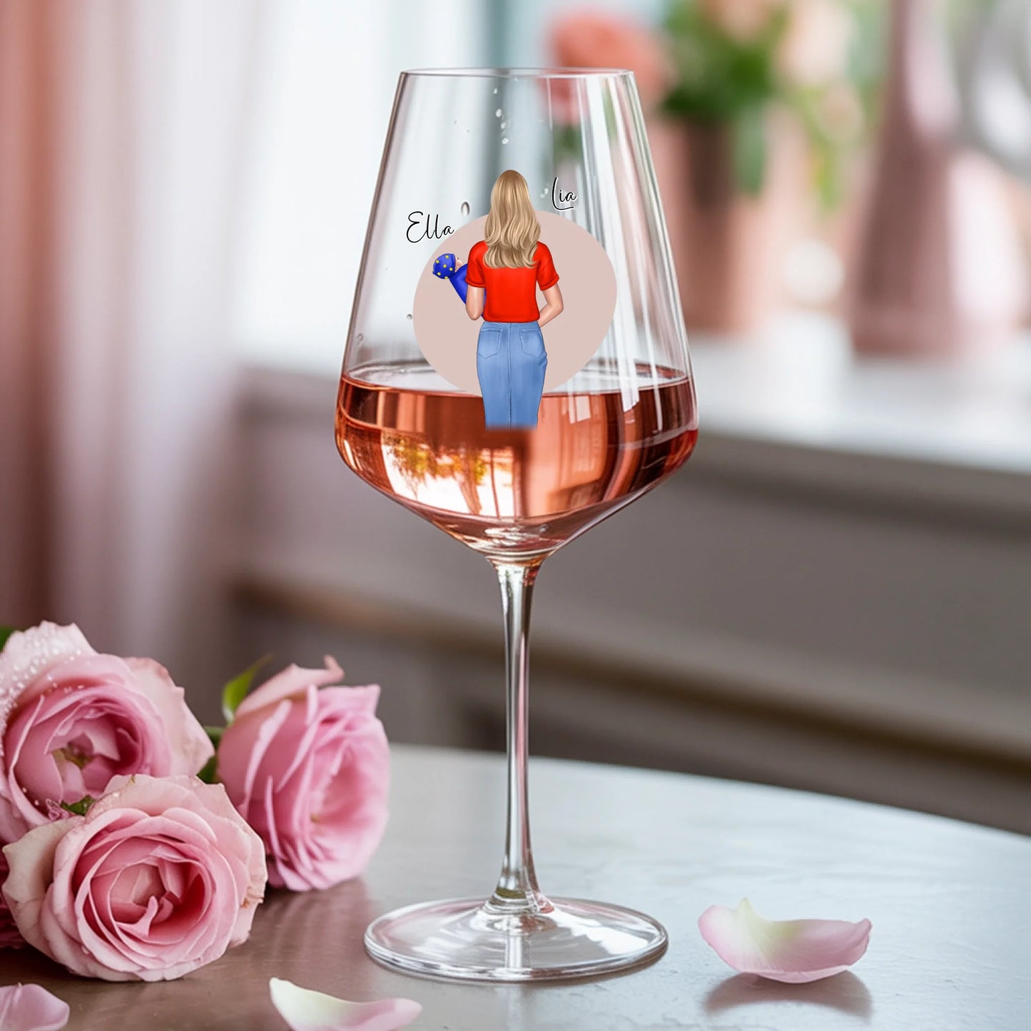 Weinglas-personalisiertes-Geschenk_0000_0006_1_a-photograph-of-a-delicate-v-shaped-rose_mwM5Q8Z9T46EGNCtUewCTw_vT0xAXktR