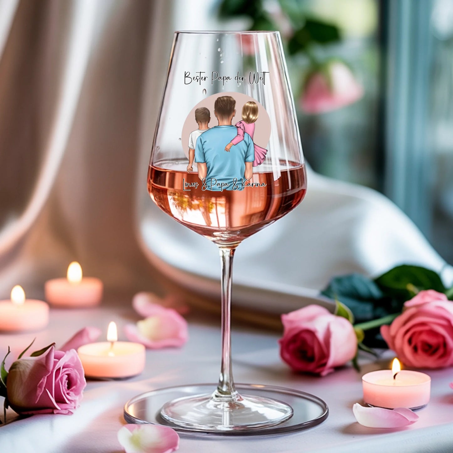 Weinglas-personalisiertes-Geschenk_0005_0004_3_a-soft-white-fabric-background-is-draped_XZk7X2P6QIqx85a1gqN-tg_HVdTCo_ZS