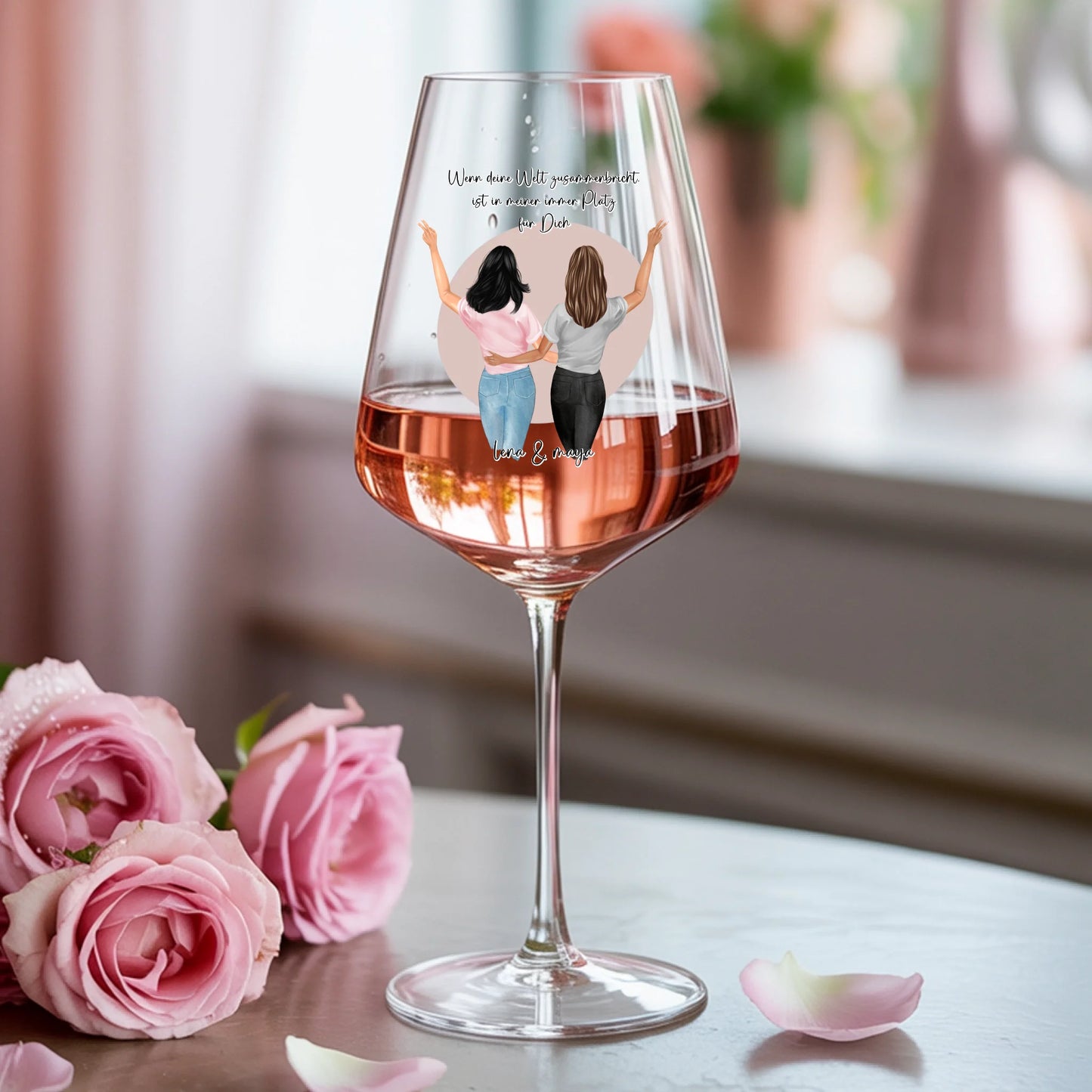 Weinglas-personalisiertes-Geschenk_0000_0006_1_a-photograph-of-a-delicate-v-shaped-rose_mwM5Q8Z9T46EGNCtUewCTw_vT0xAXktR