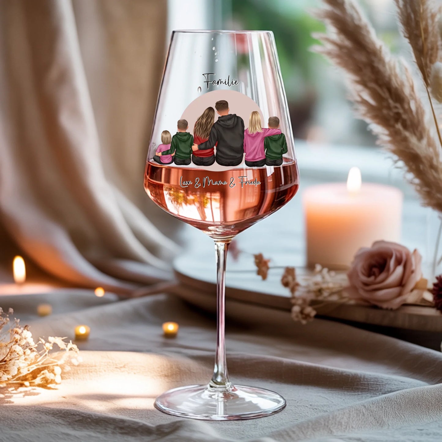 Weinglas-personalisiertes-Geschenk_0016_0001_4_a-beige-linen-background-is-present-show_RJhkBPeTRSyjbNEGHdymYg_WiXDhaHnQ