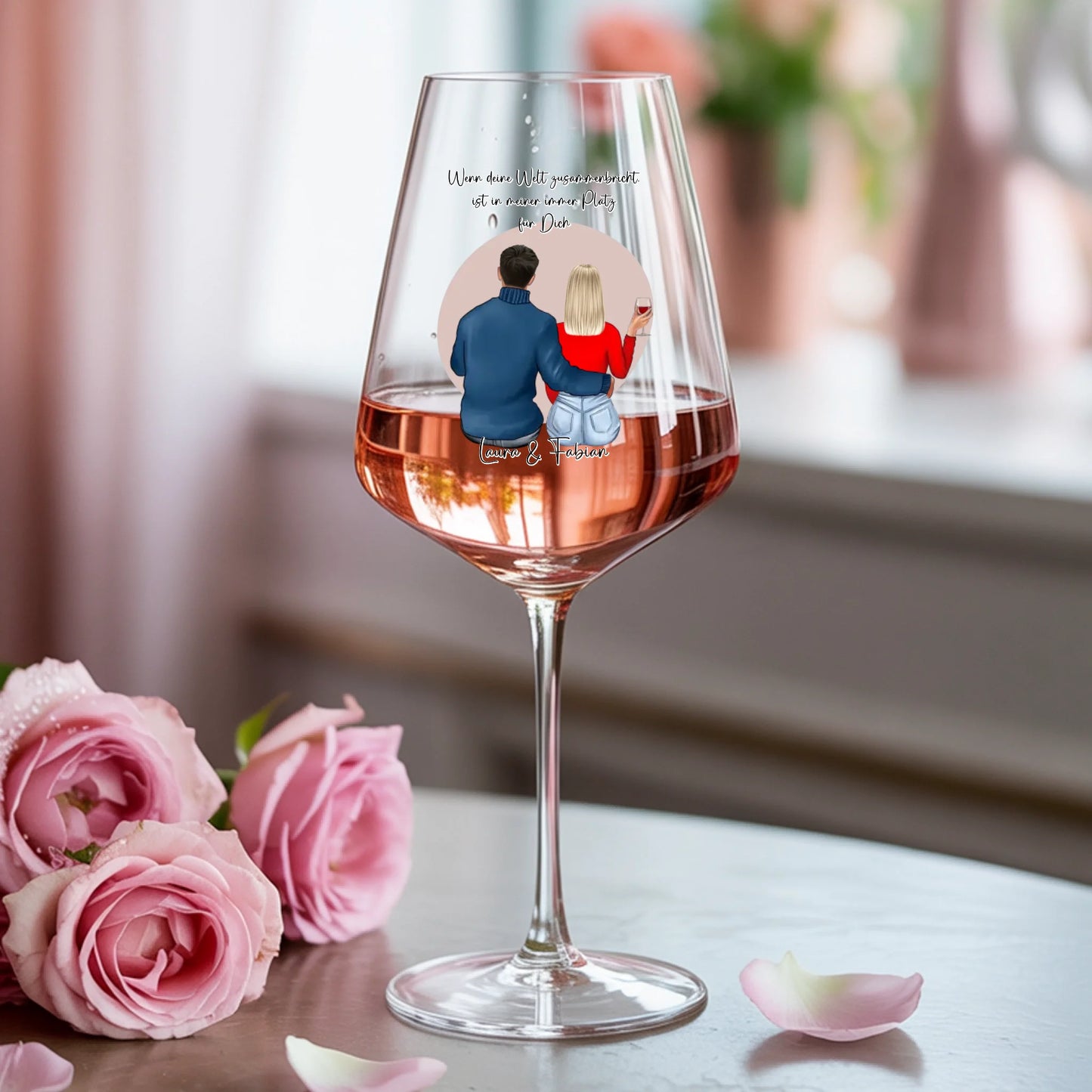 Weinglas-personalisiertes-Geschenk_0000_0006_1_a-photograph-of-a-delicate-v-shaped-rose_mwM5Q8Z9T46EGNCtUewCTw_vT0xAXktR