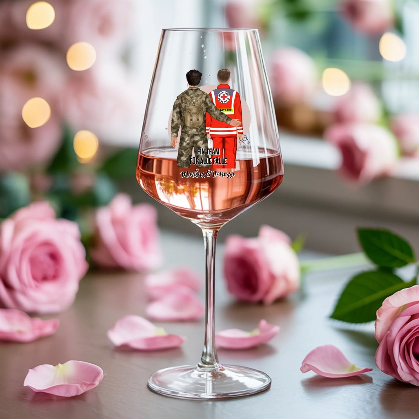 Weinglas-personalisiertes-Geschenk_0003_0005_2_a-soft-feminine-background-with-scattere_Pys1NVnvS-eulXehBk-dLQ_GueaOQ5LQ