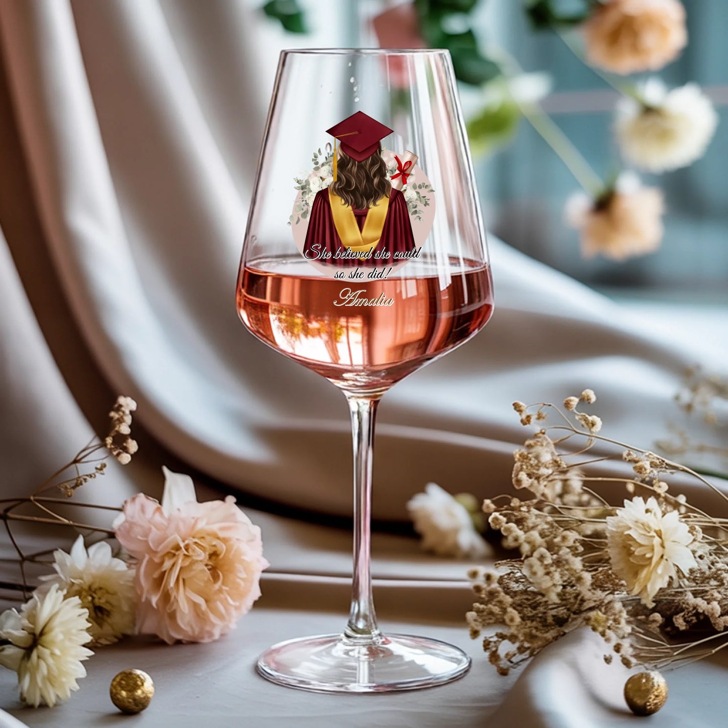 Weinglas-personalisiertes-Geschenk_0015_0002_1_a-rose-wine-glass-rests-gracefully-on-a-_WwBDbCwhQg-KGj6pVA5iqw_pt350IPER