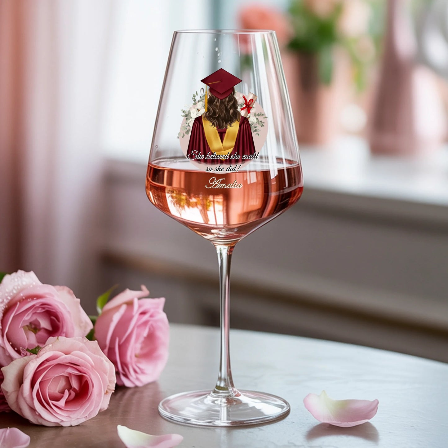 Weinglas-personalisiertes-Geschenk_0000_0006_1_a-photograph-of-a-delicate-v-shaped-rose_mwM5Q8Z9T46EGNCtUewCTw_vT0xAXktR