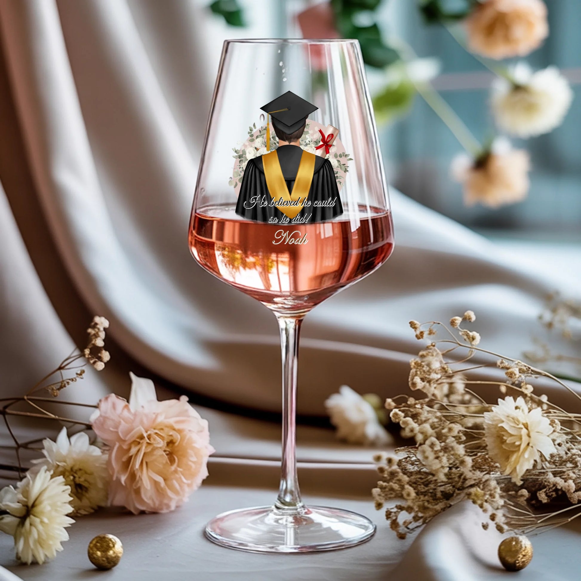 Weinglas-personalisiertes-Geschenk_0015_0002_1_a-rose-wine-glass-rests-gracefully-on-a-_WwBDbCwhQg-KGj6pVA5iqw_pt350IPER