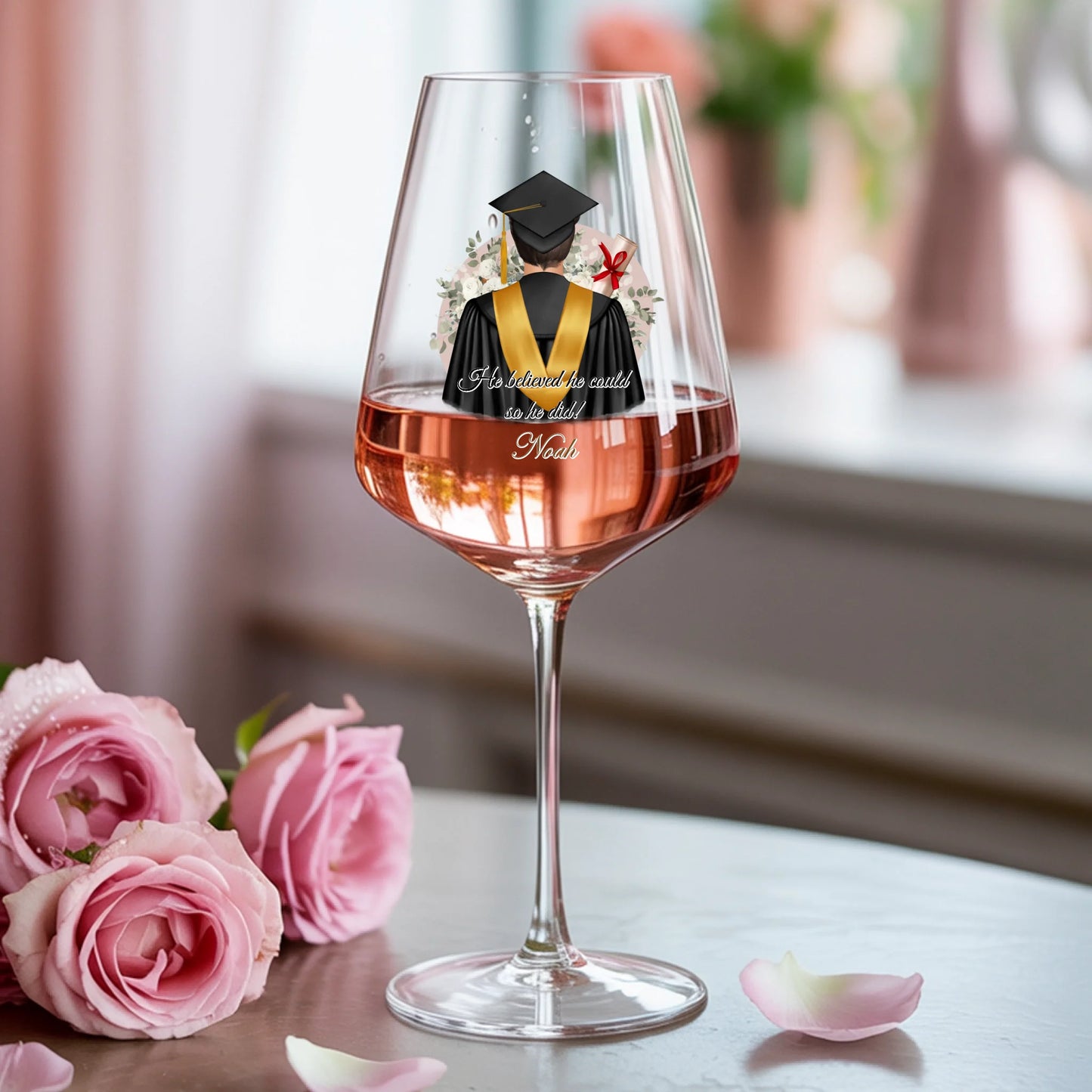 Weinglas-personalisiertes-Geschenk_0000_0006_1_a-photograph-of-a-delicate-v-shaped-rose_mwM5Q8Z9T46EGNCtUewCTw_vT0xAXktR