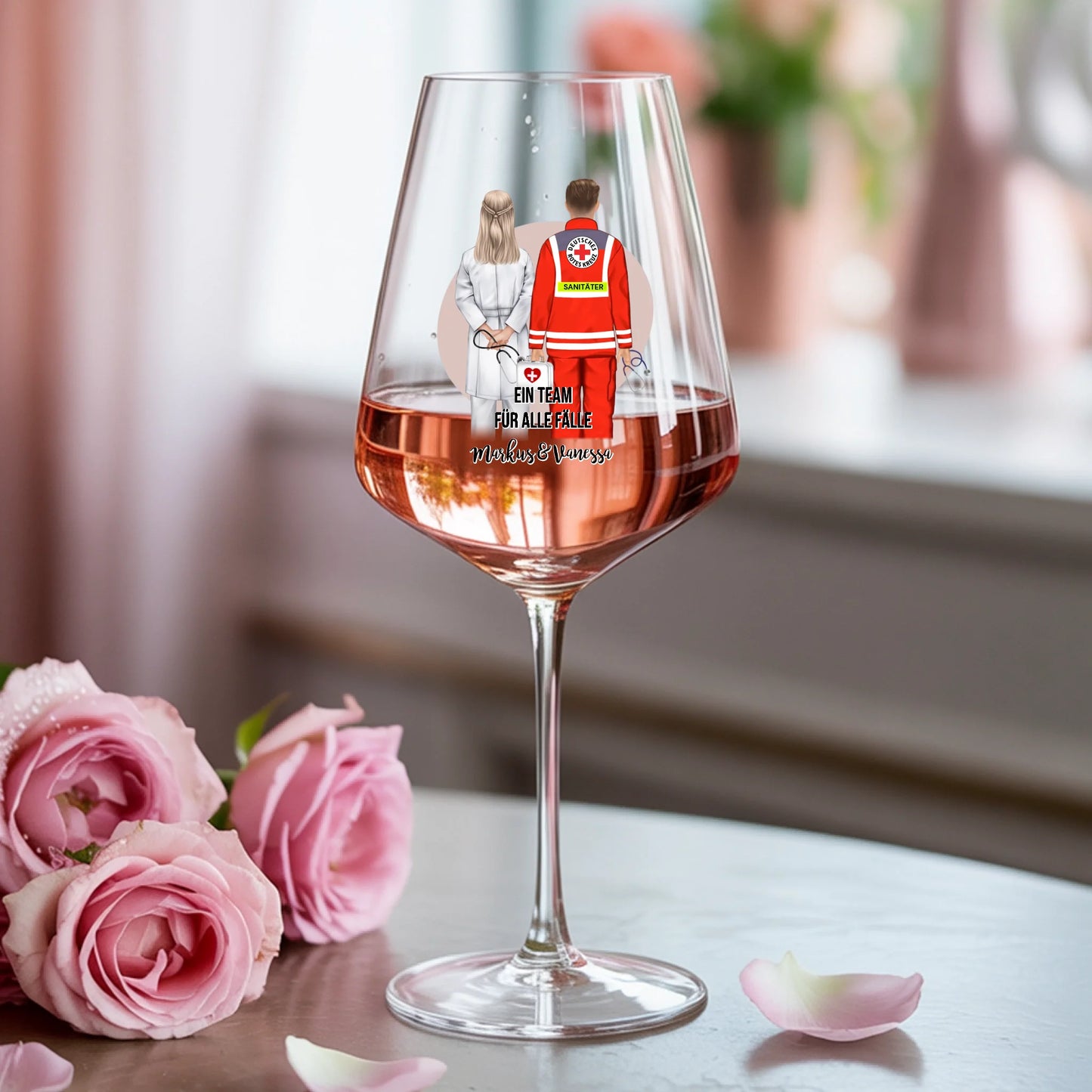 Weinglas-personalisiertes-Geschenk_0000_0006_1_a-photograph-of-a-delicate-v-shaped-rose_mwM5Q8Z9T46EGNCtUewCTw_vT0xAXktR