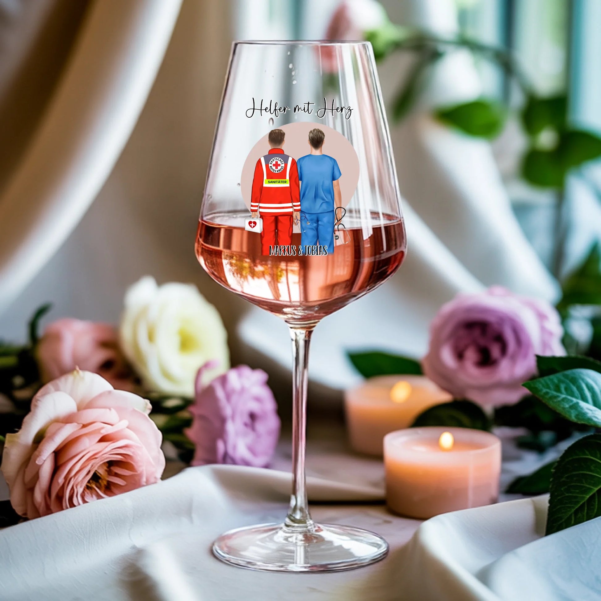 Weinglas-personalisiertes-Geschenk_0009_0003_3_a-soft-white-fabric-background-gently-dr_hbbLVLIFT8GJLVhUd2TxWw_twoo2GOIQ