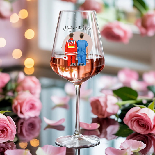 Weinglas-personalisiertes-Geschenk_0001_0005_4_a-soft-feminine-background-with-scattere_xm_0QyjqT3iTLYWU3hXWAA_GueaOQ5LQ