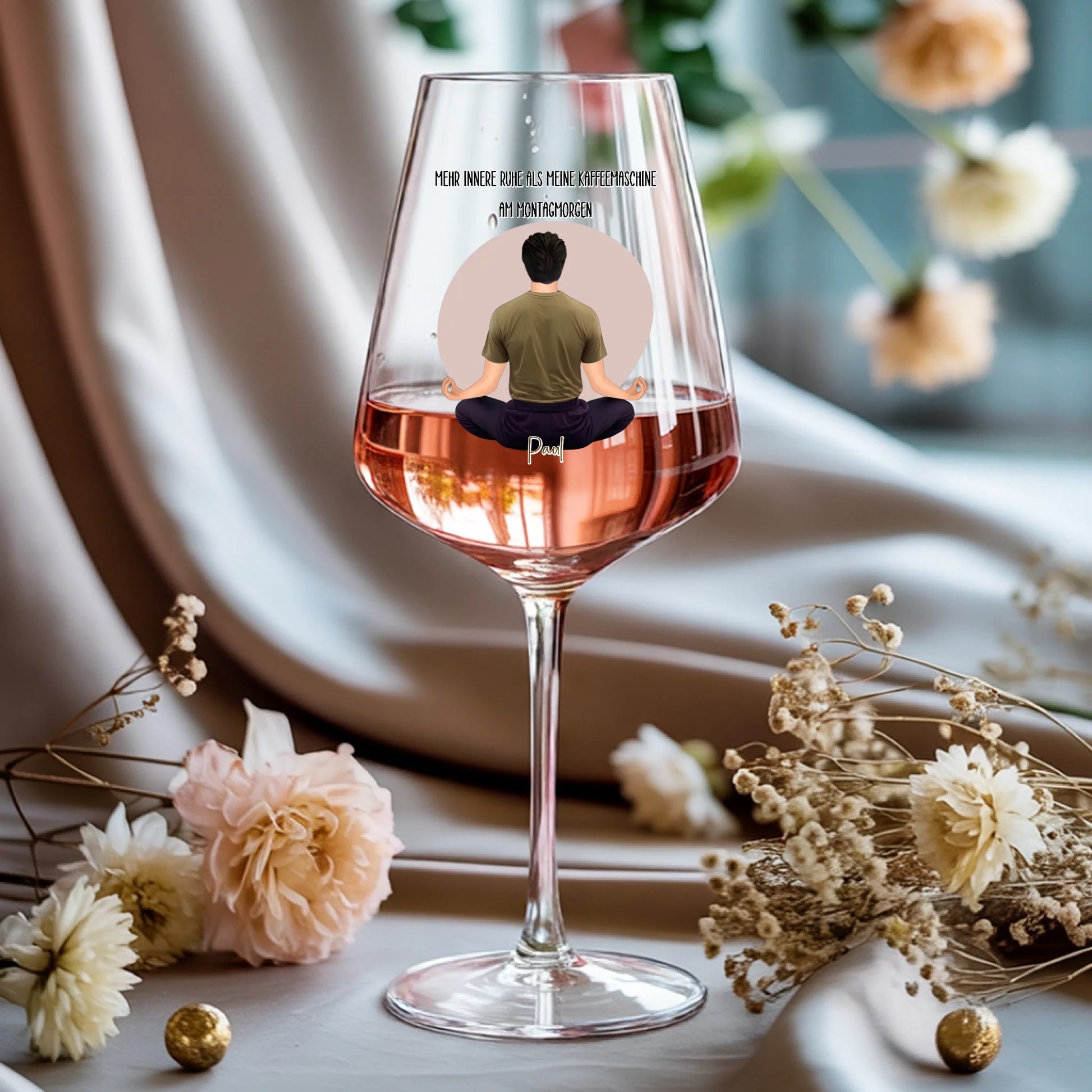 Weinglas-personalisiertes-Geschenk_0015_0002_1_a-rose-wine-glass-rests-gracefully-on-a-_WwBDbCwhQg-KGj6pVA5iqw_pt350IPER