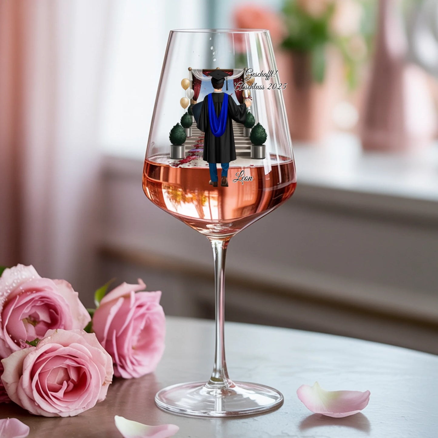 Weinglas-personalisiertes-Geschenk_0000_0006_1_a-photograph-of-a-delicate-v-shaped-rose_mwM5Q8Z9T46EGNCtUewCTw_vT0xAXktR