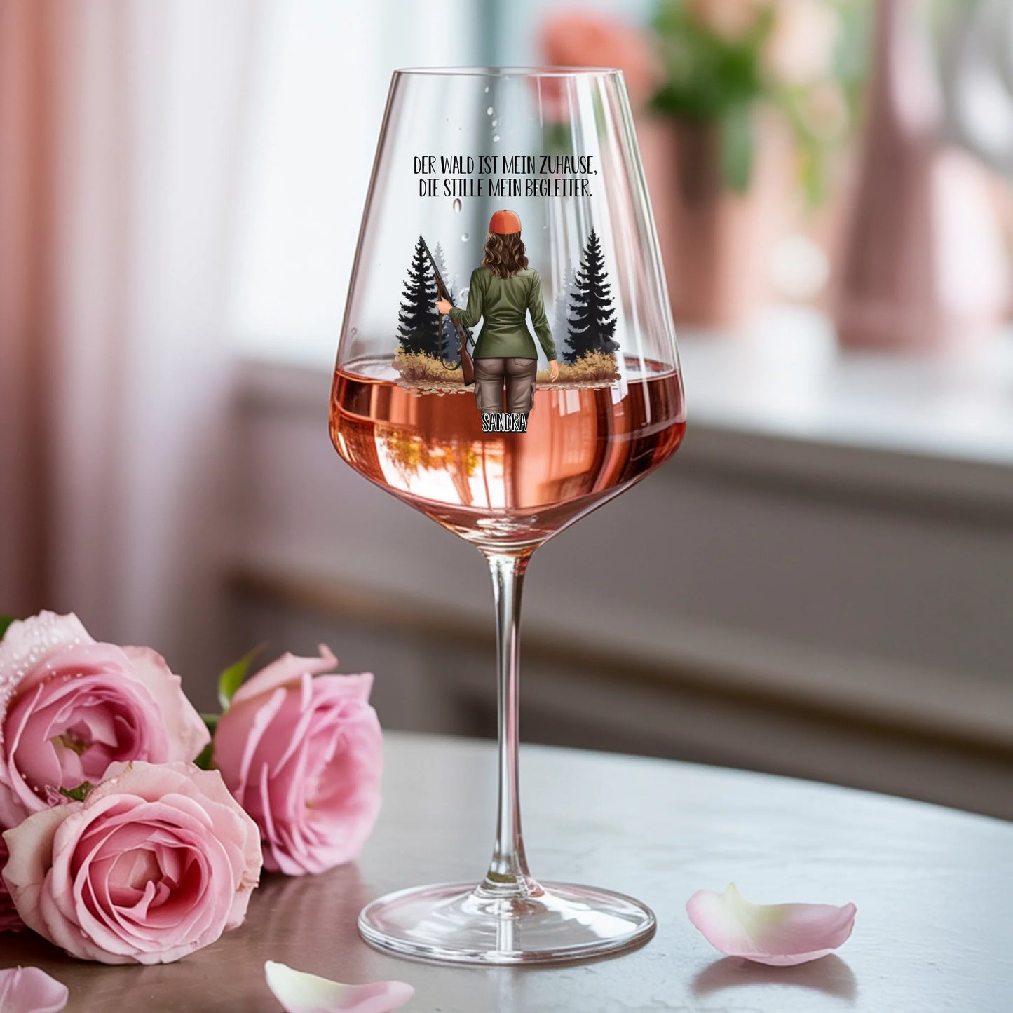 Weinglas-personalisiertes-Geschenk_0000_0006_1_a-photograph-of-a-delicate-v-shaped-rose_mwM5Q8Z9T46EGNCtUewCTw_vT0xAXktR