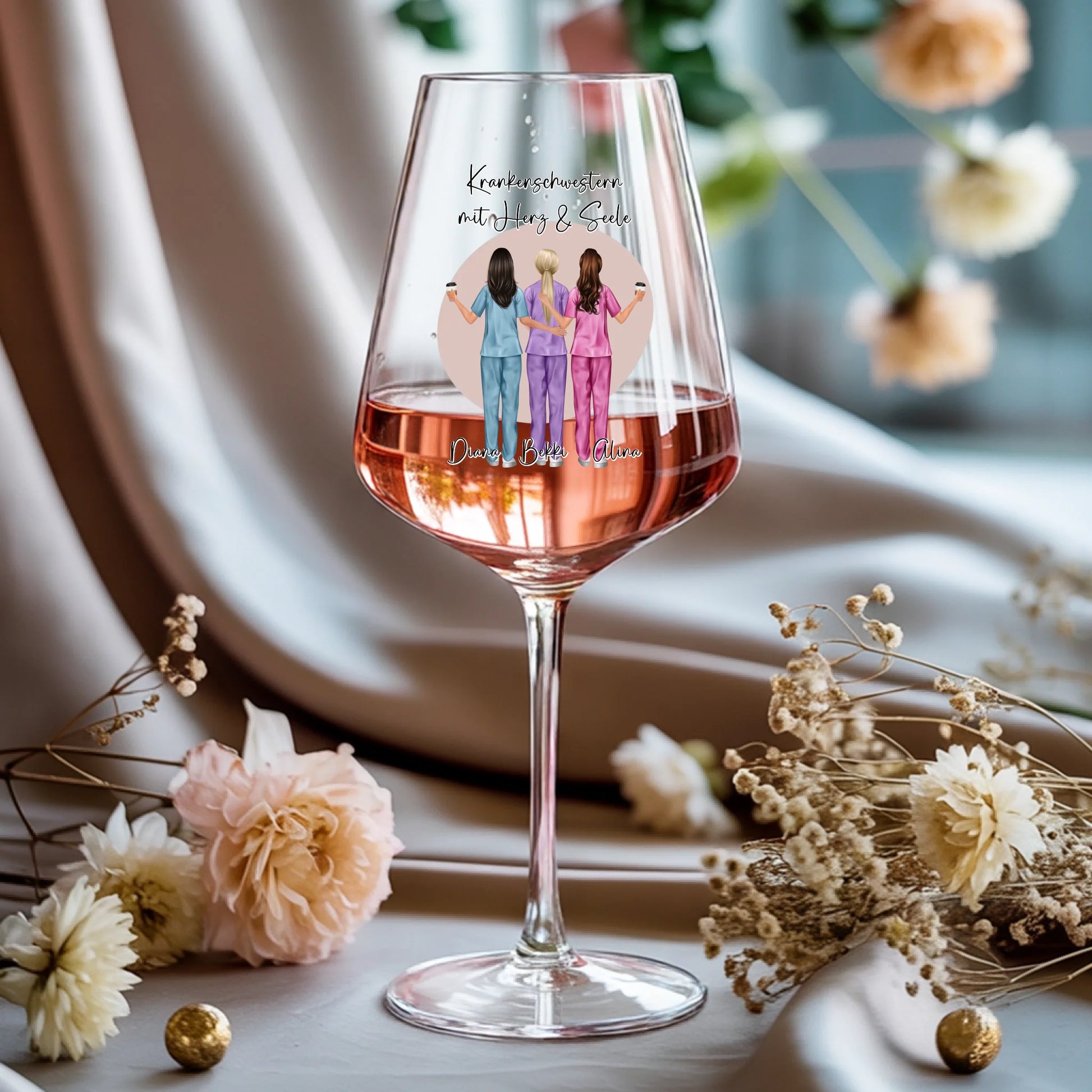Weinglas-personalisiertes-Geschenk_0015_0002_1_a-rose-wine-glass-rests-gracefully-on-a-_WwBDbCwhQg-KGj6pVA5iqw_pt350IPER
