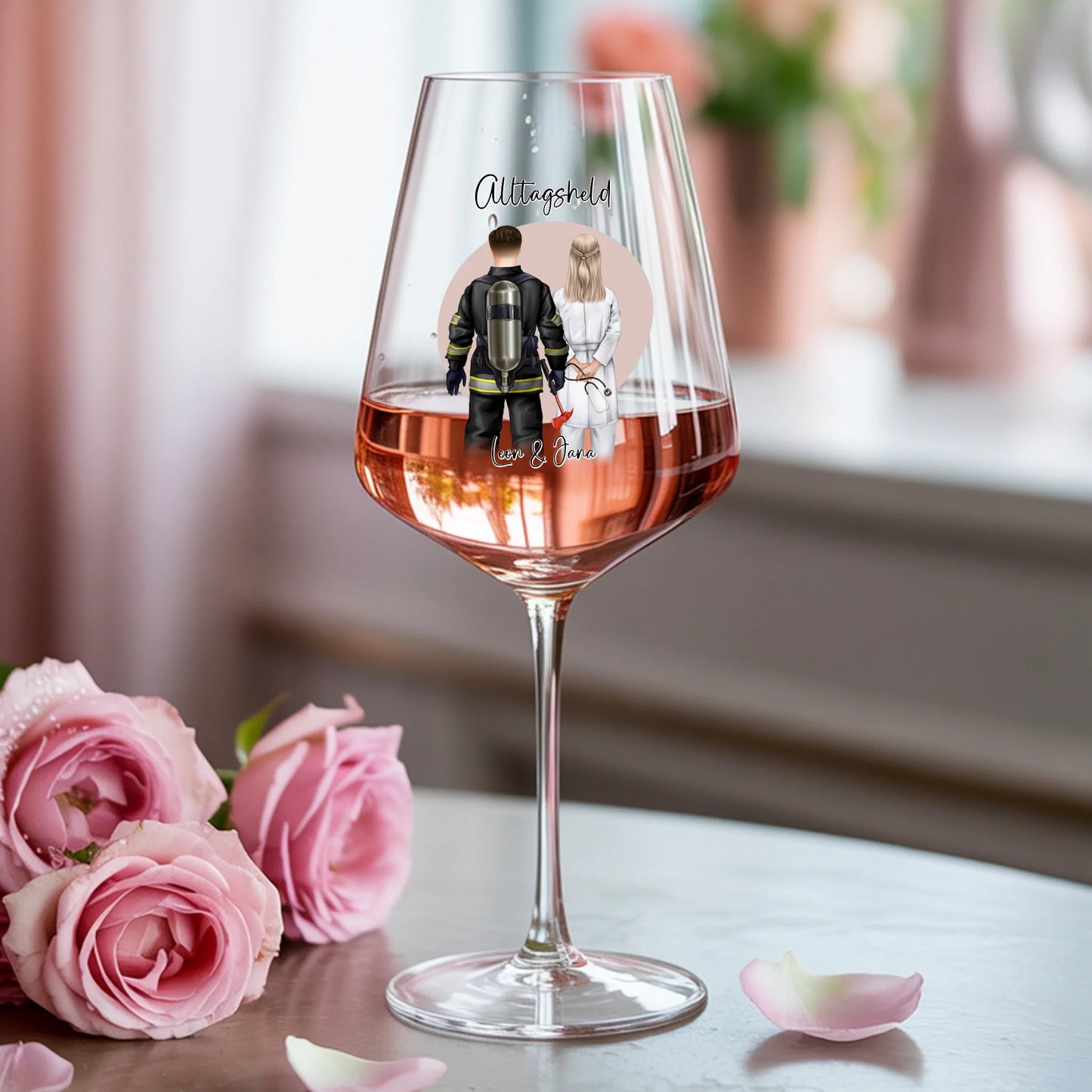Weinglas-personalisiertes-Geschenk_0000_0006_1_a-photograph-of-a-delicate-v-shaped-rose_mwM5Q8Z9T46EGNCtUewCTw_vT0xAXktR