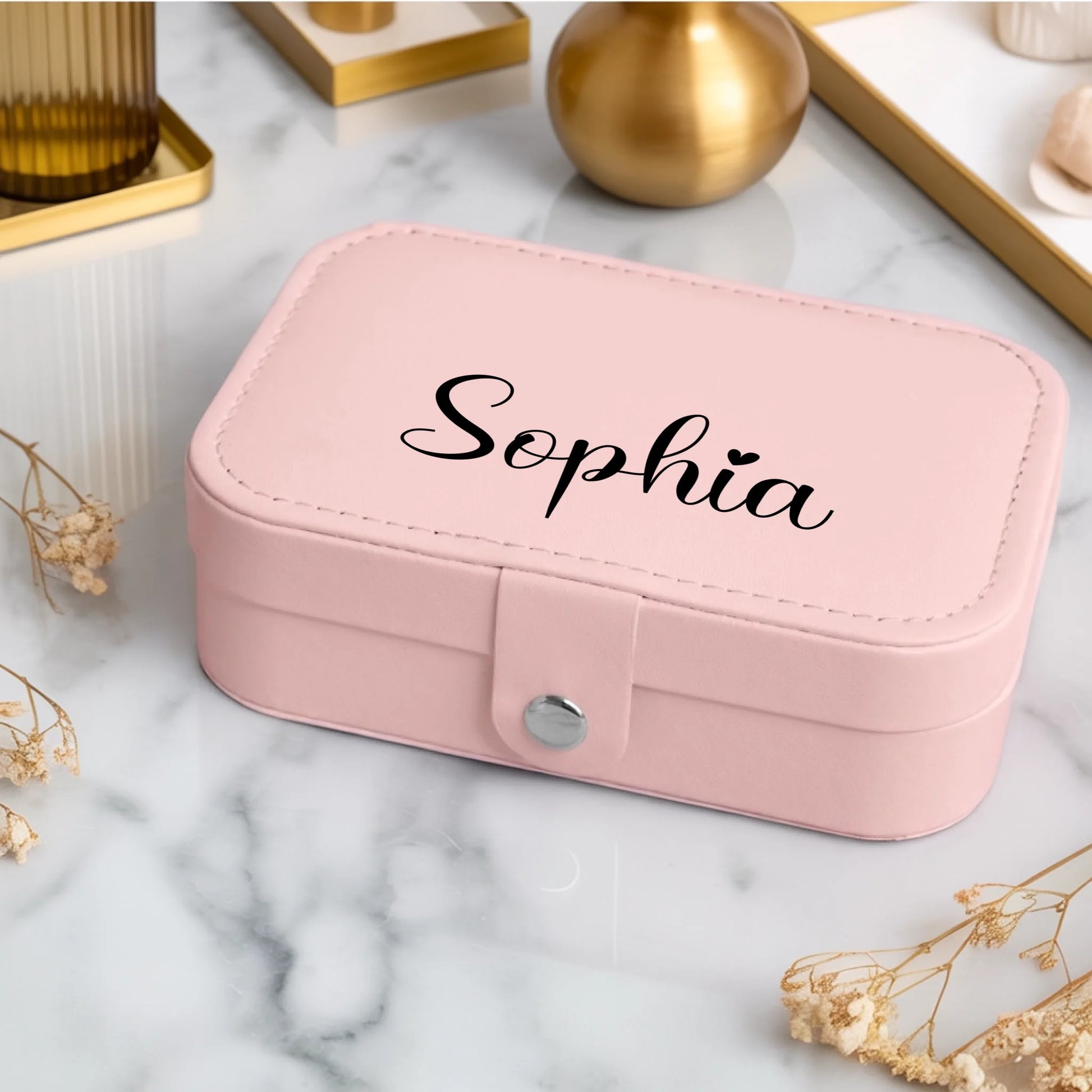 0008_2_a-luxurious-indoor-setup-featuring-a-jew_RrqHY3z2SRmYeI5zYn-sjA_wsLFoR3jTTOdmMnwONJL9Q