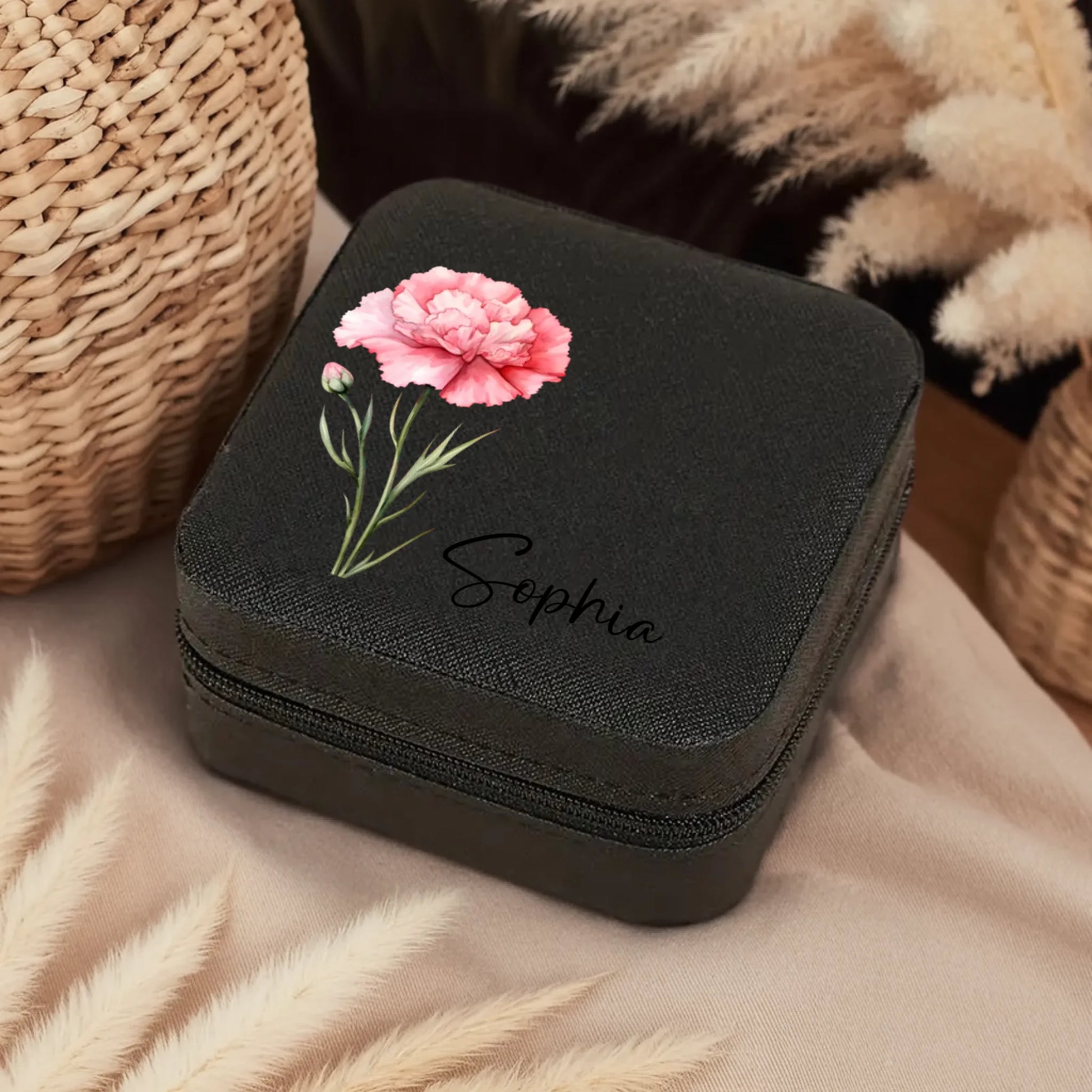 0005_1_a-cozy-boho-interior-is-envisioned-neutr_QiRR0RyTR3m70NZaKC6HRg_zs0ueuH7QG6G3V9TqQ4P3A