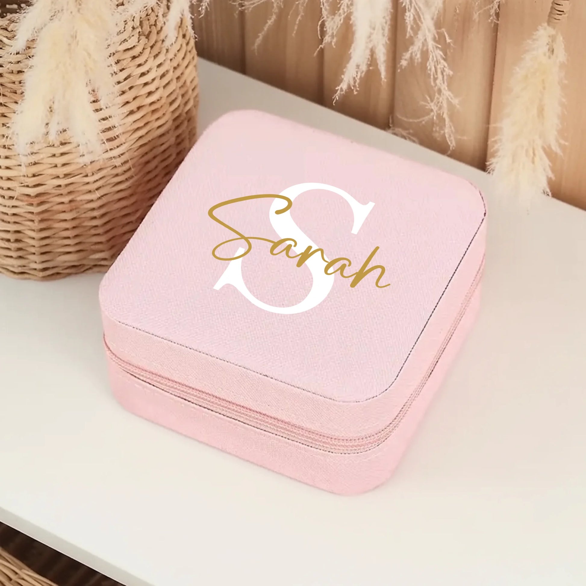 0004_1_a-cozy-boho-interior-is-envisioned-neutr_0Wx66J3FRhmMxO31meg3YQ_GFOQv_YJRBSG0sFd6zev4A