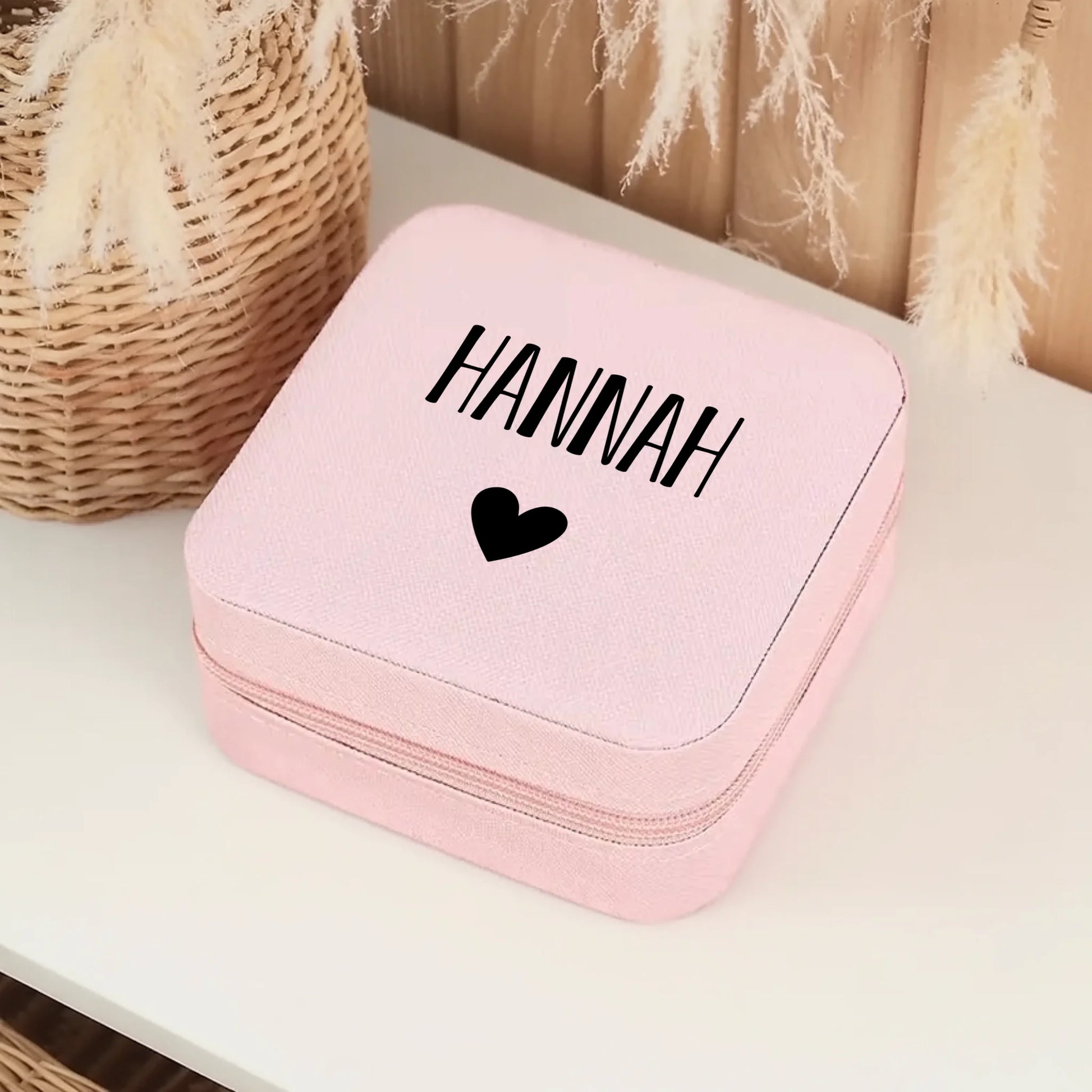 0004_1_a-cozy-boho-interior-is-envisioned-neutr_0Wx66J3FRhmMxO31meg3YQ_GFOQv_YJRBSG0sFd6zev4A