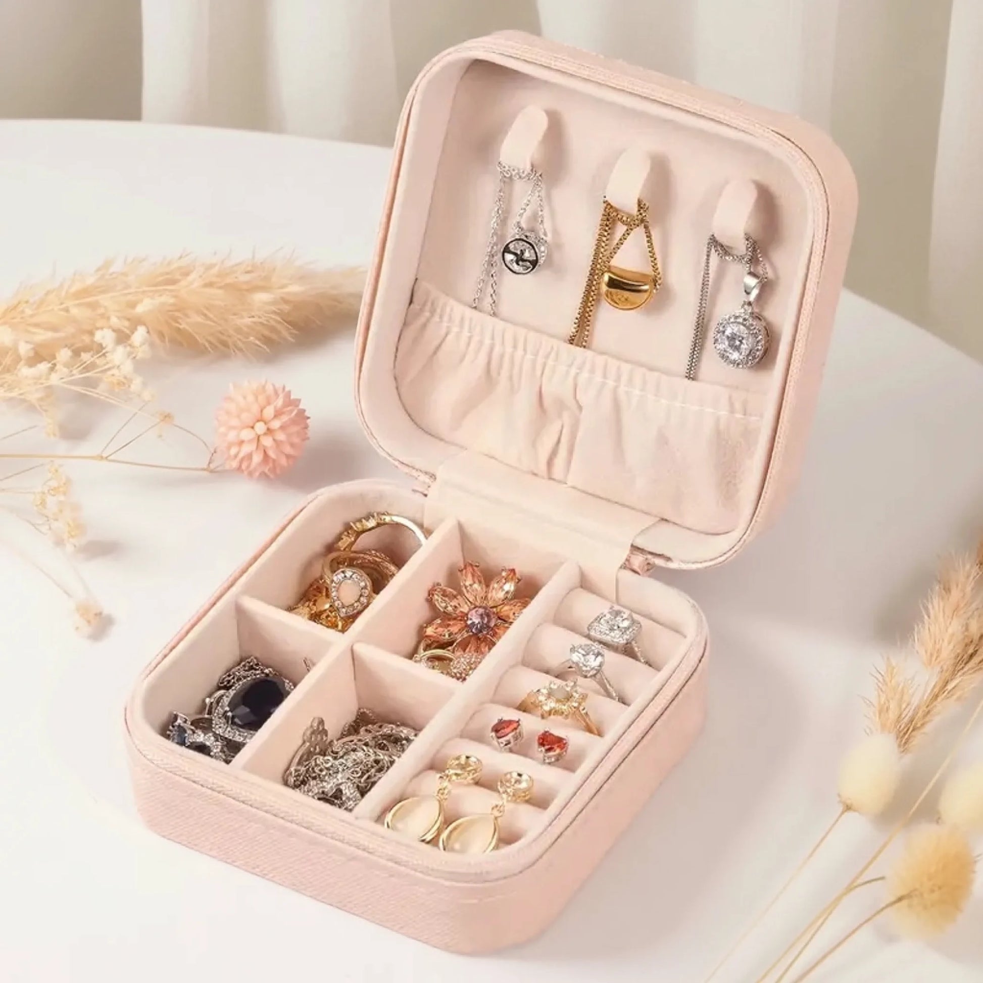 0012_1_the-scene-is-set-on-a-bright-white-table_DpobmuXbSt-6iLomhi6dFg_5OO5a2KhQkuscbg9TFsTpw