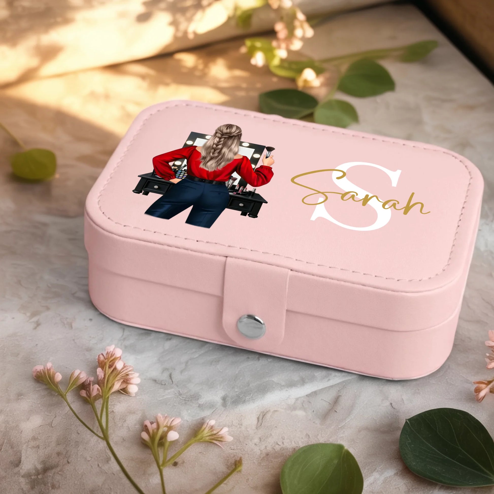 0001_2_a-jewelry-box-sits-on-a-neutral-stone-su_Ydk2BB8sQwiM8A0Y7cbmDg_EAF00DjQSb6ezGyMQnx5aA