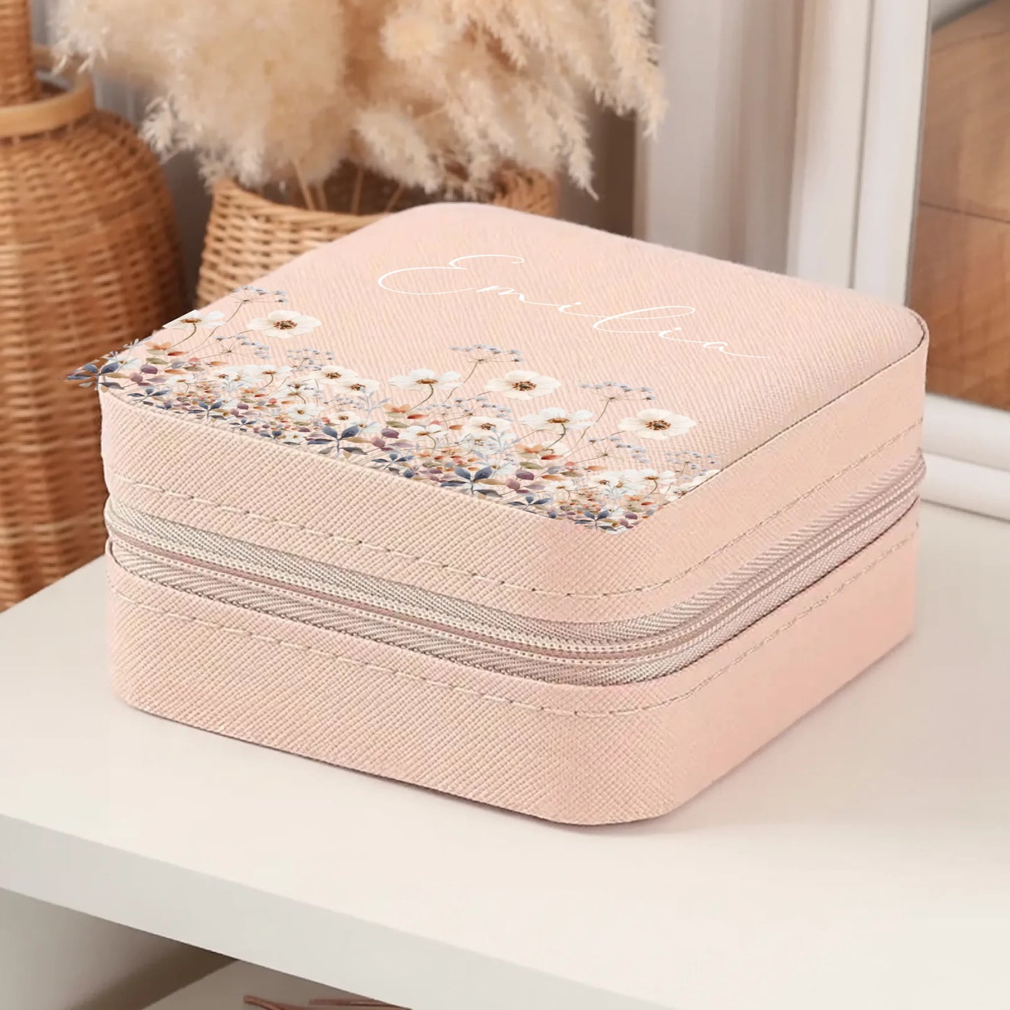 0002_4_a-cozy-boho-interior-is-envisioned-neutr_7-M6guNjQcKaHYhRcToMbA_zoasfurbT9OxD10t6HI7FA