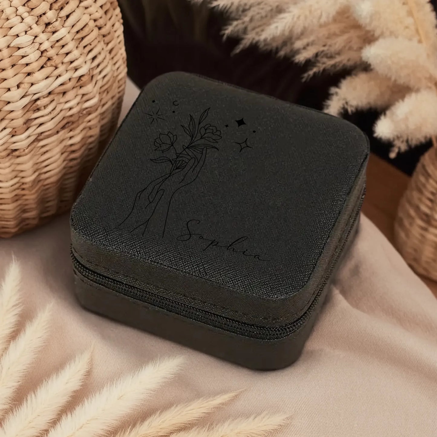 0005_1_a-cozy-boho-interior-is-envisioned-neutr_QiRR0RyTR3m70NZaKC6HRg_zs0ueuH7QG6G3V9TqQ4P3A