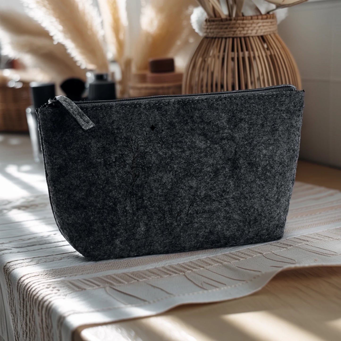 0017_1_the-background-features-a-light-wooden-t_JZOSC1nLRJazx44ZGMxT_Q_LUlt9BdSQ_SfP6YWQPjtSg