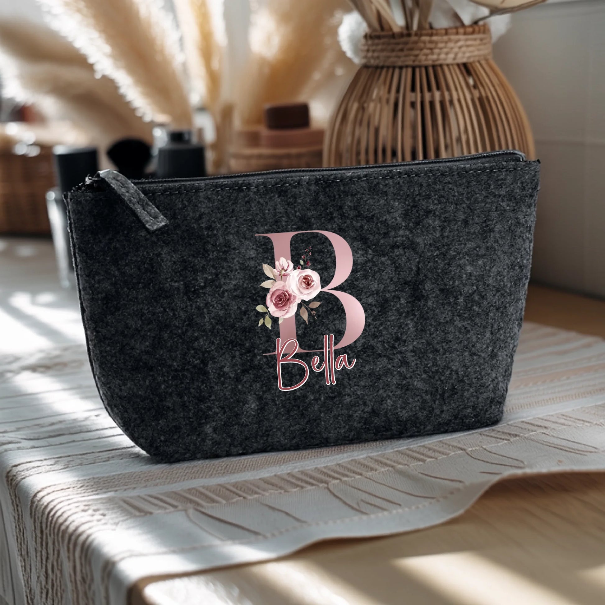 0017_1_the-background-features-a-light-wooden-t_JZOSC1nLRJazx44ZGMxT_Q_LUlt9BdSQ_SfP6YWQPjtSg