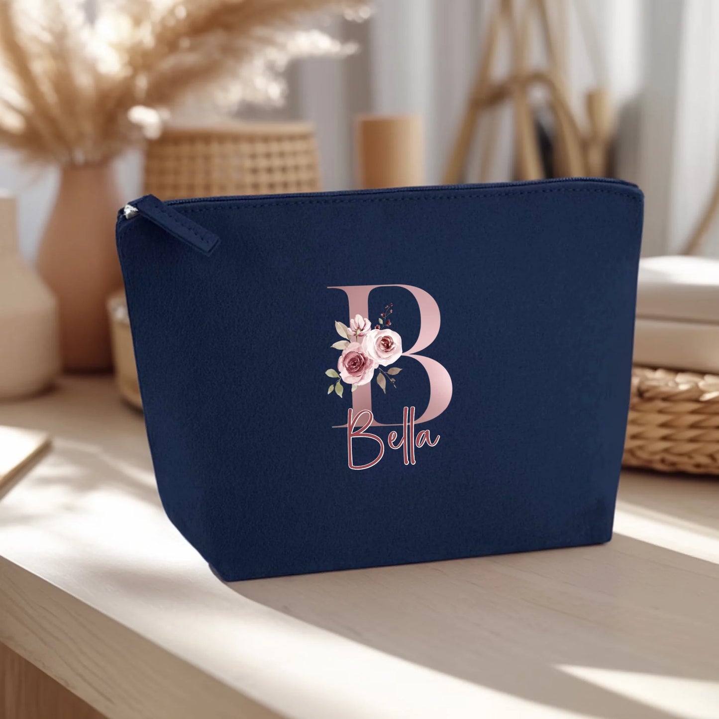 0018_1_the-background-is-a-light-wooden-table-a_VNId6m4FRYOXpdlIytFIEw_W2KuaioDQuWTlo5R0XWDjQ