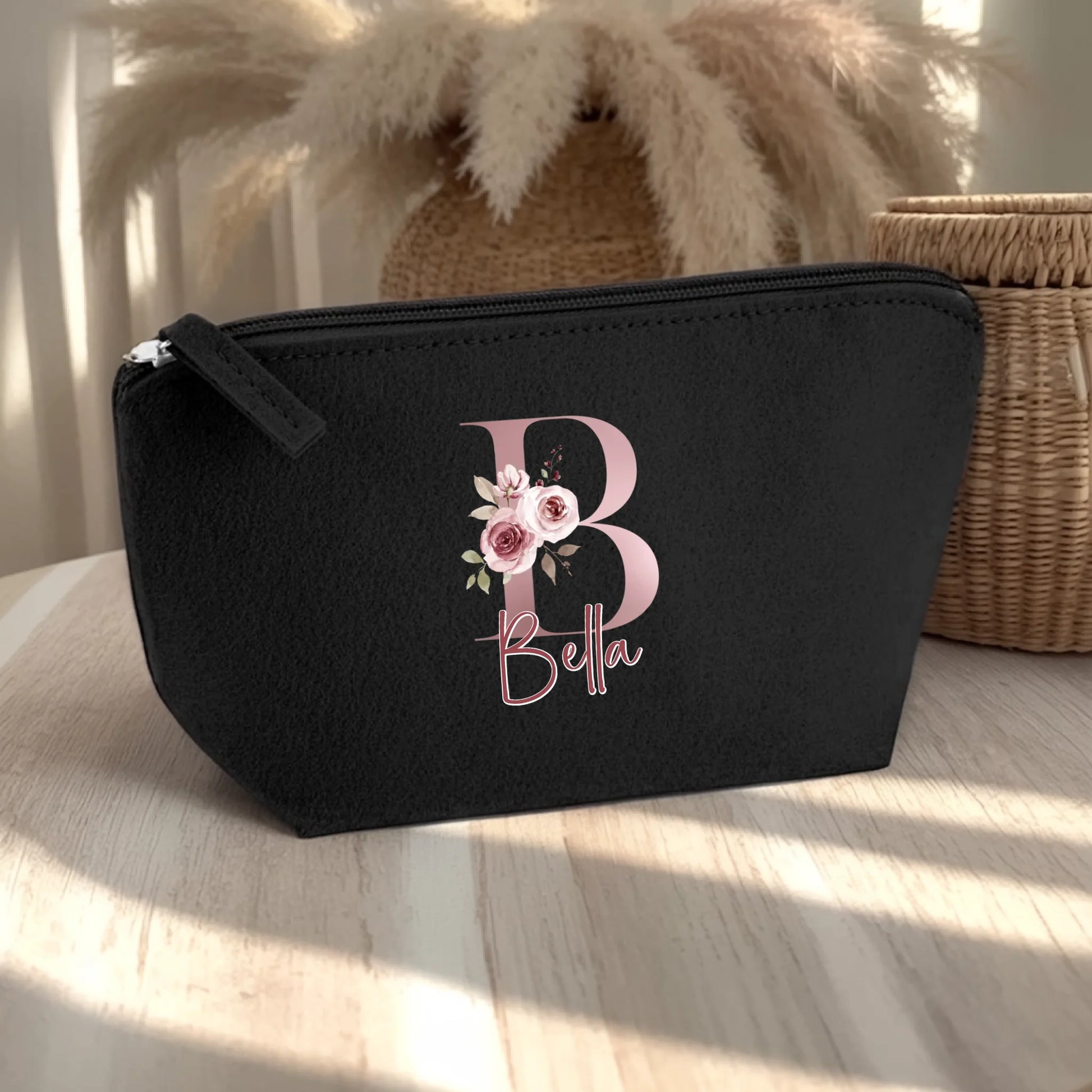 0025_1_the-background-is-a-light-wooden-table-a_EdynDgqQQZyYe0DvA2bDPA_Ketk4uq5QoCBgyuDFaMZ_w