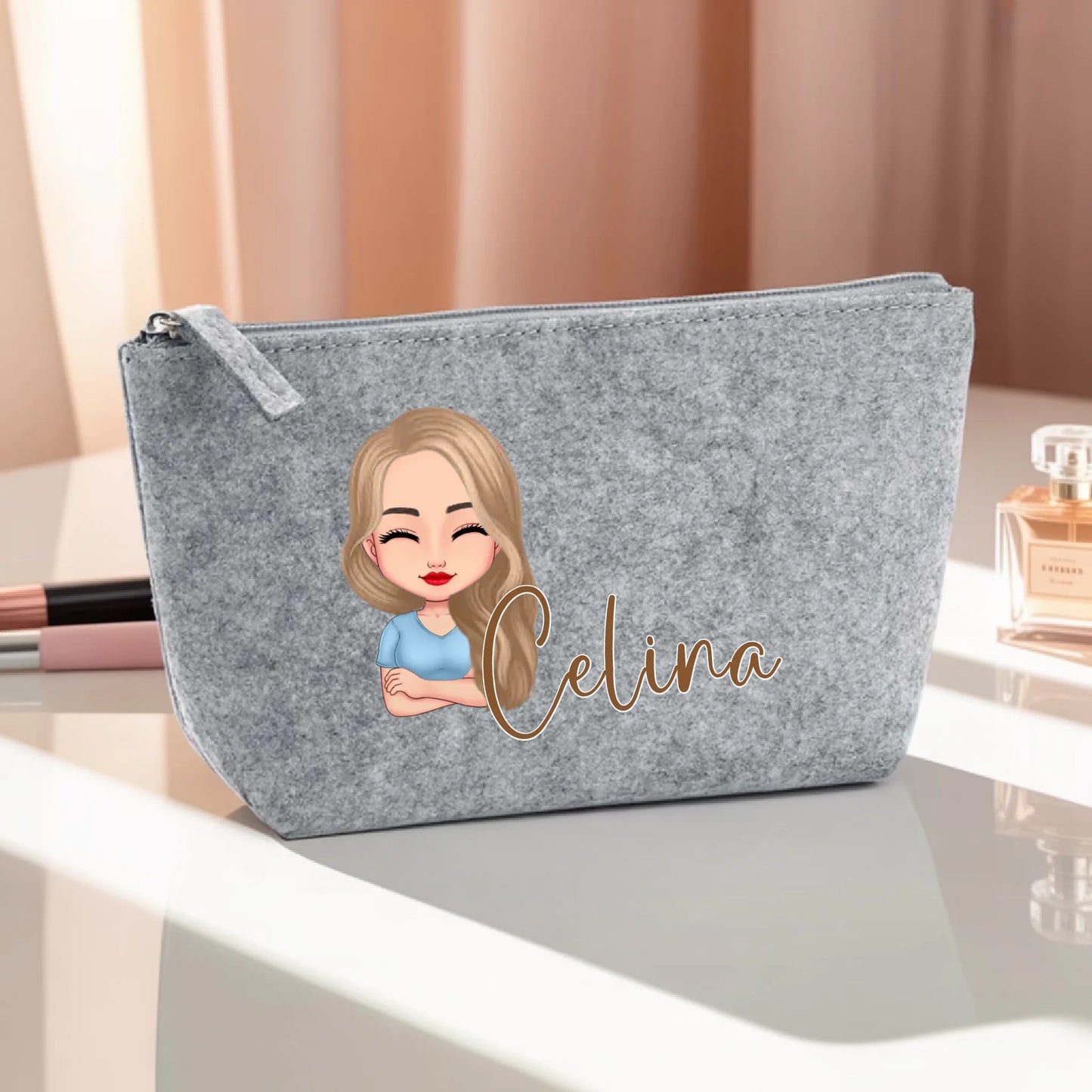 0007_1_the-makeup-bag-remains-unchanged-it-is-s_a6hd5YT1R3CdoO7p325rYQ_RU6FXtpnST-W89hSZfts4A