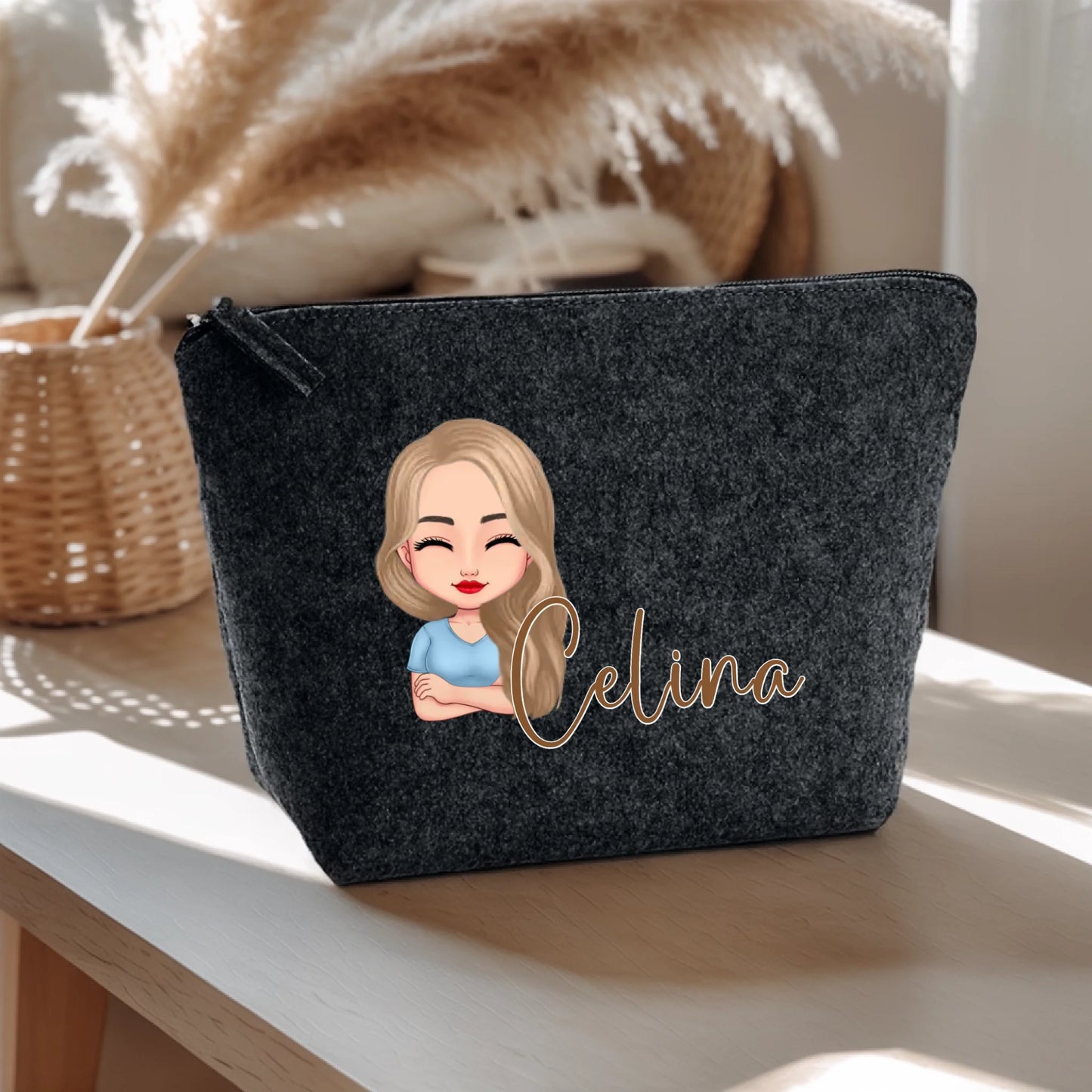 0014_1_the-background-is-set-on-a-light-wooden-_XjkkjBuAQdSAirzykTZbAw__6KCbqA4TuqrbteKDOSu5w