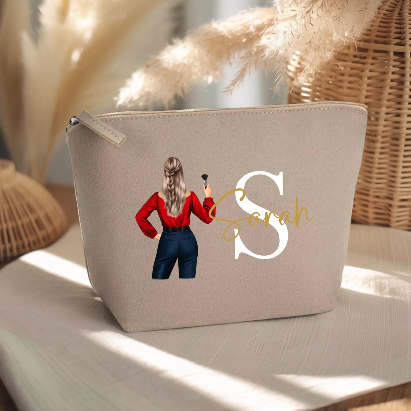 0010_1_the-background-is-set-upon-a-light-woode_FGKfsqWLSU6cj6EQW6YnMw_ZmaPSJuKT3y3LiUa8Z64oA