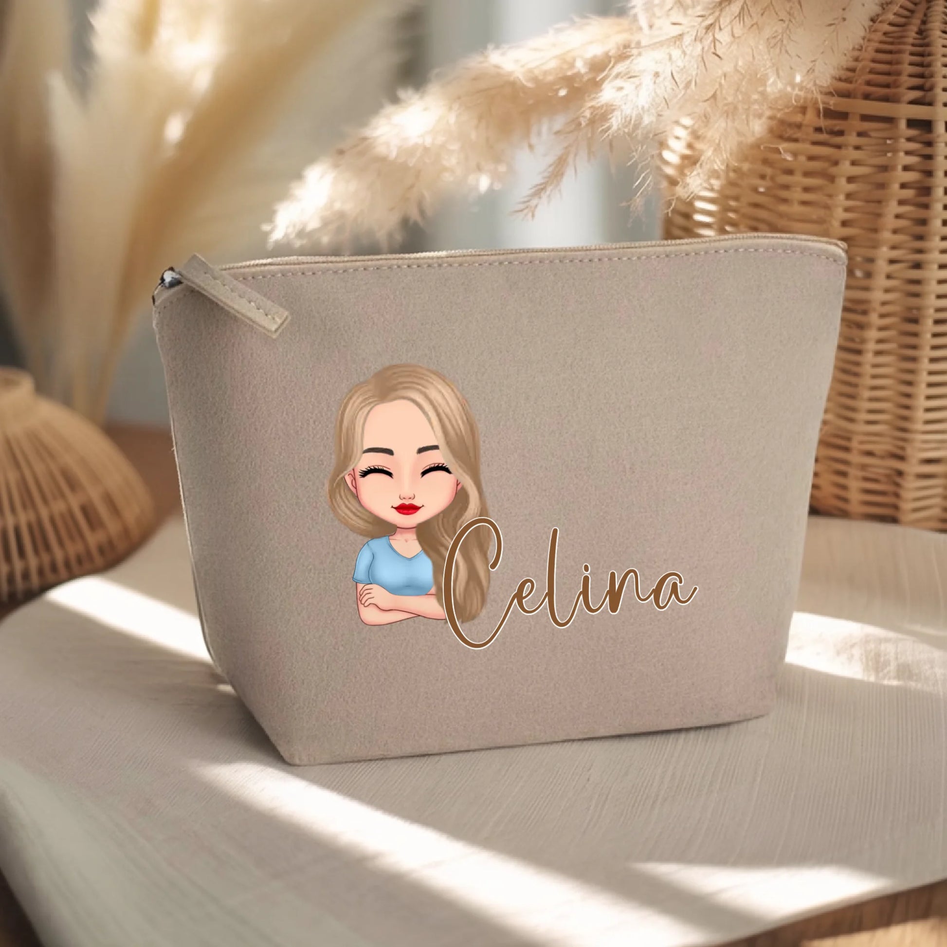 0010_1_the-background-is-set-upon-a-light-woode_FGKfsqWLSU6cj6EQW6YnMw_ZmaPSJuKT3y3LiUa8Z64oA