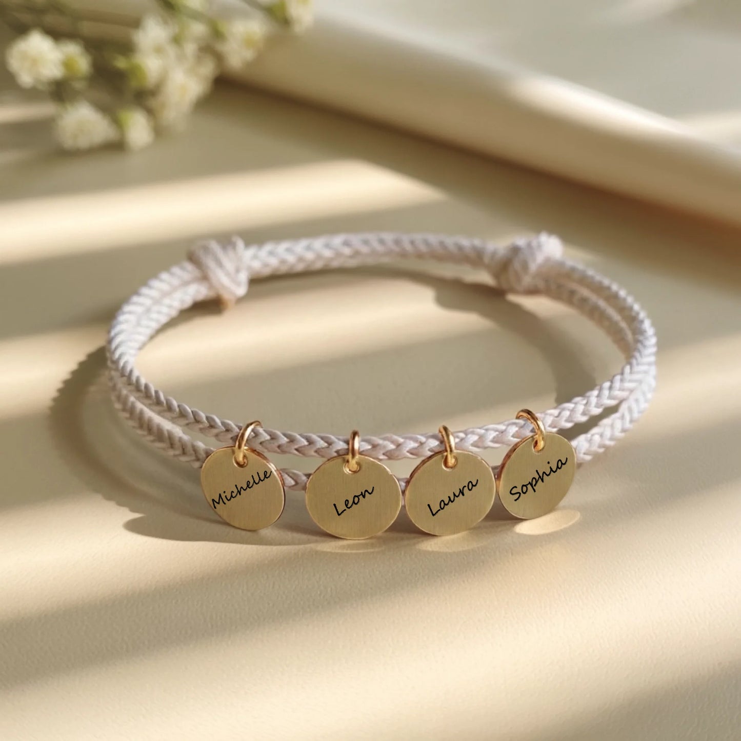 0009_1_a-clean-white-or-ivory-background-with-a_KyznBdAMSeSsDs97PLvn5A_bhmpCQ7bTxakb0JTPmsY0w