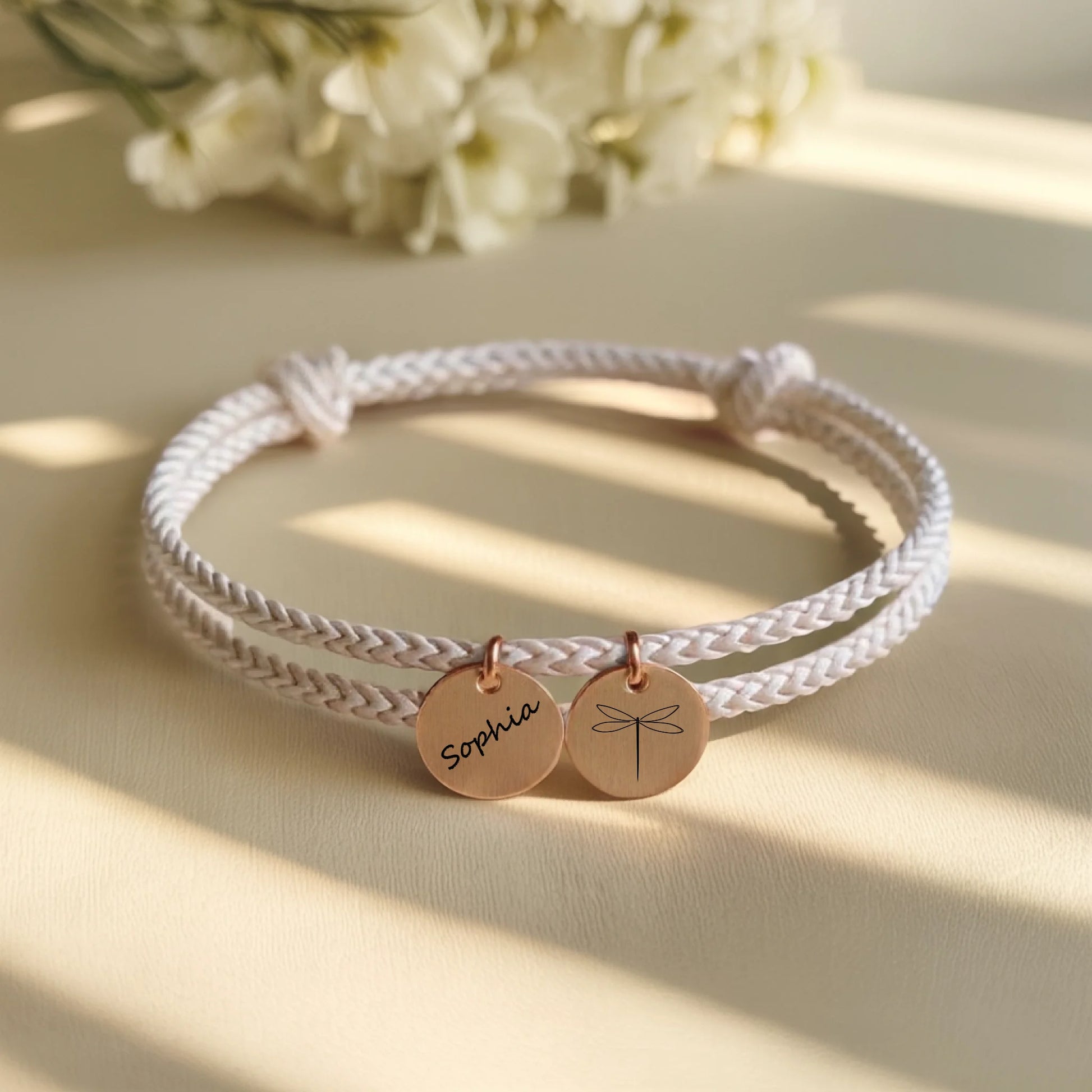 0018_1_a-clean-white-or-ivory-background-with-a_RRGZ5OBuTtuseCyuf6KqrQ_gWOTcPzESCyysvAc4_rmpw