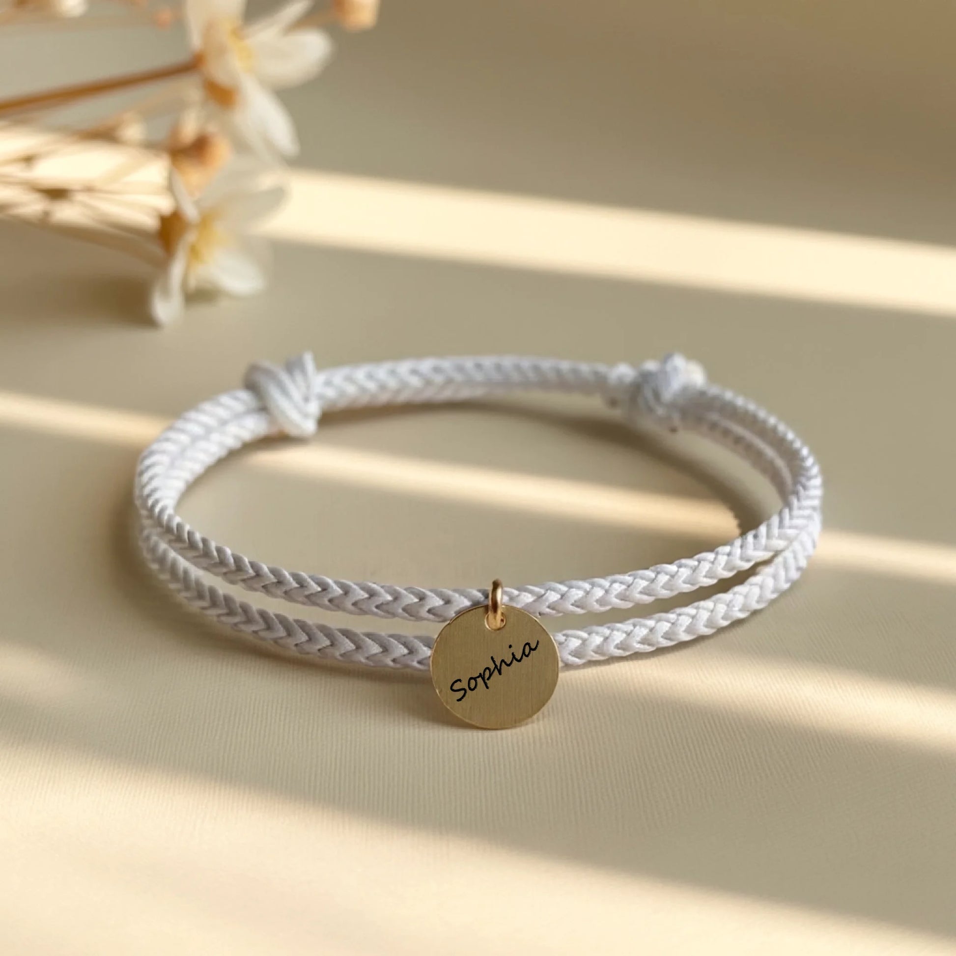 0017_1_a-clean-white-or-ivory-background-with-a_I6MBo-zeT1653GpZu2pLTA_QmJ3YdDsQjSTU3dCFVO-bw