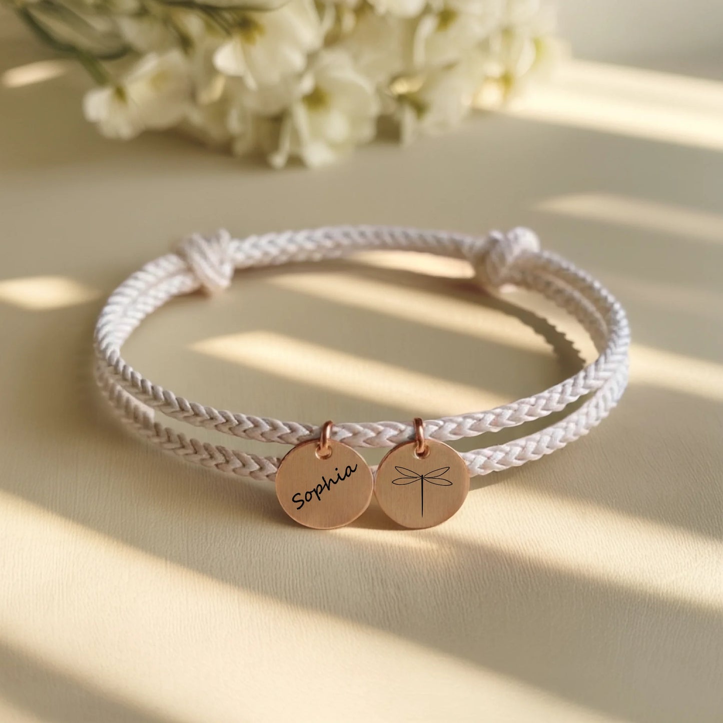 0018_1_a-clean-white-or-ivory-background-with-a_RRGZ5OBuTtuseCyuf6KqrQ_gWOTcPzESCyysvAc4_rmpw